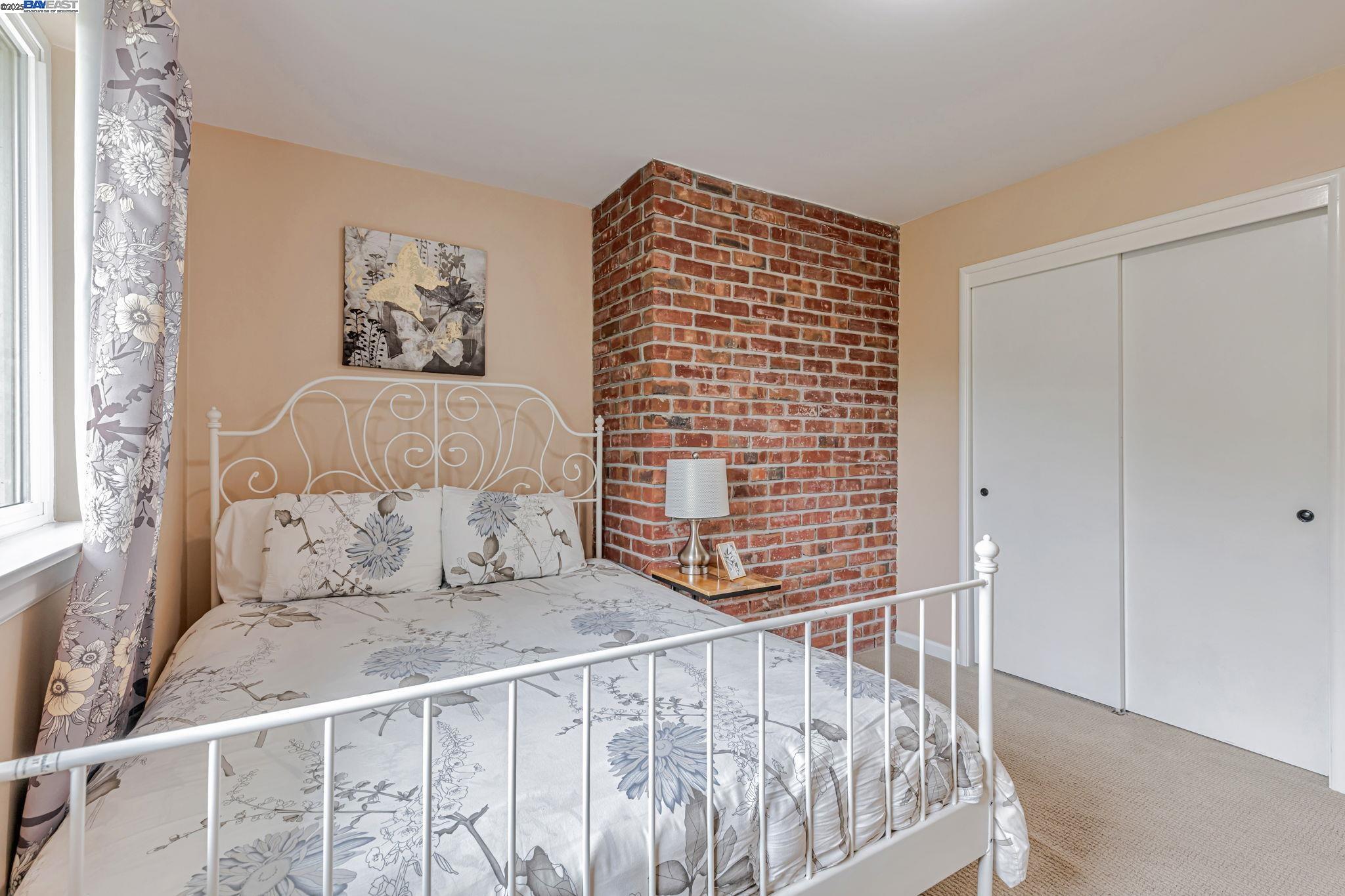 Detail Gallery Image 32 of 57 For 1939 Carzino Ct, Concord,  CA 94521 - 4 Beds | 2/2 Baths