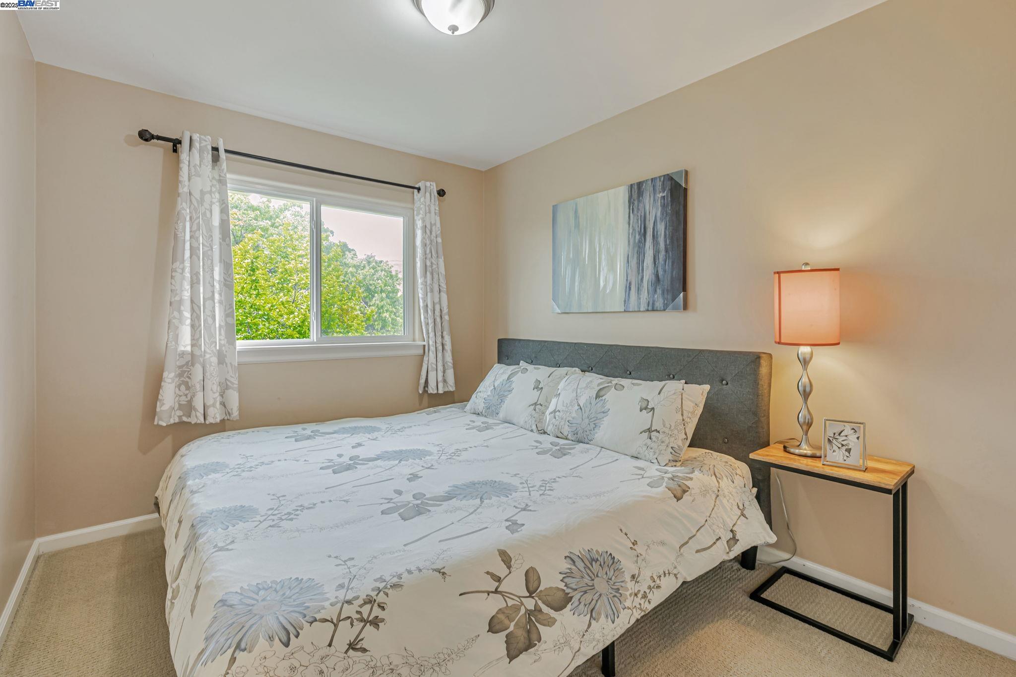 Detail Gallery Image 36 of 57 For 1939 Carzino Ct, Concord,  CA 94521 - 4 Beds | 2/2 Baths