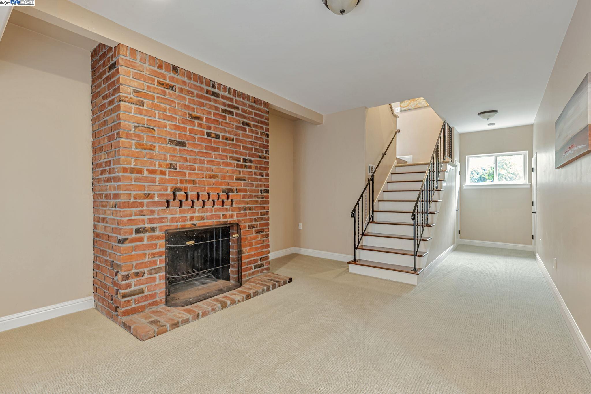 Detail Gallery Image 43 of 57 For 1939 Carzino Ct, Concord,  CA 94521 - 4 Beds | 2/2 Baths