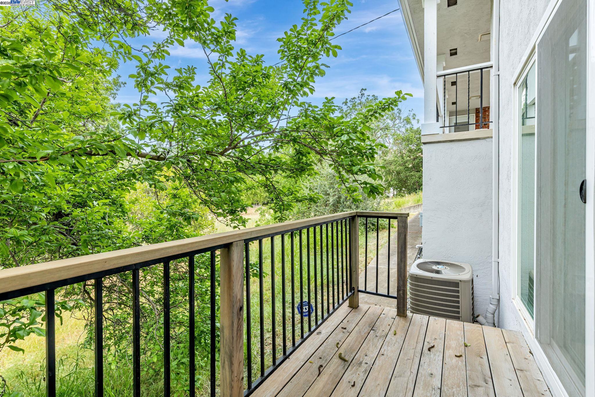 Detail Gallery Image 45 of 57 For 1939 Carzino Ct, Concord,  CA 94521 - 4 Beds | 2/2 Baths