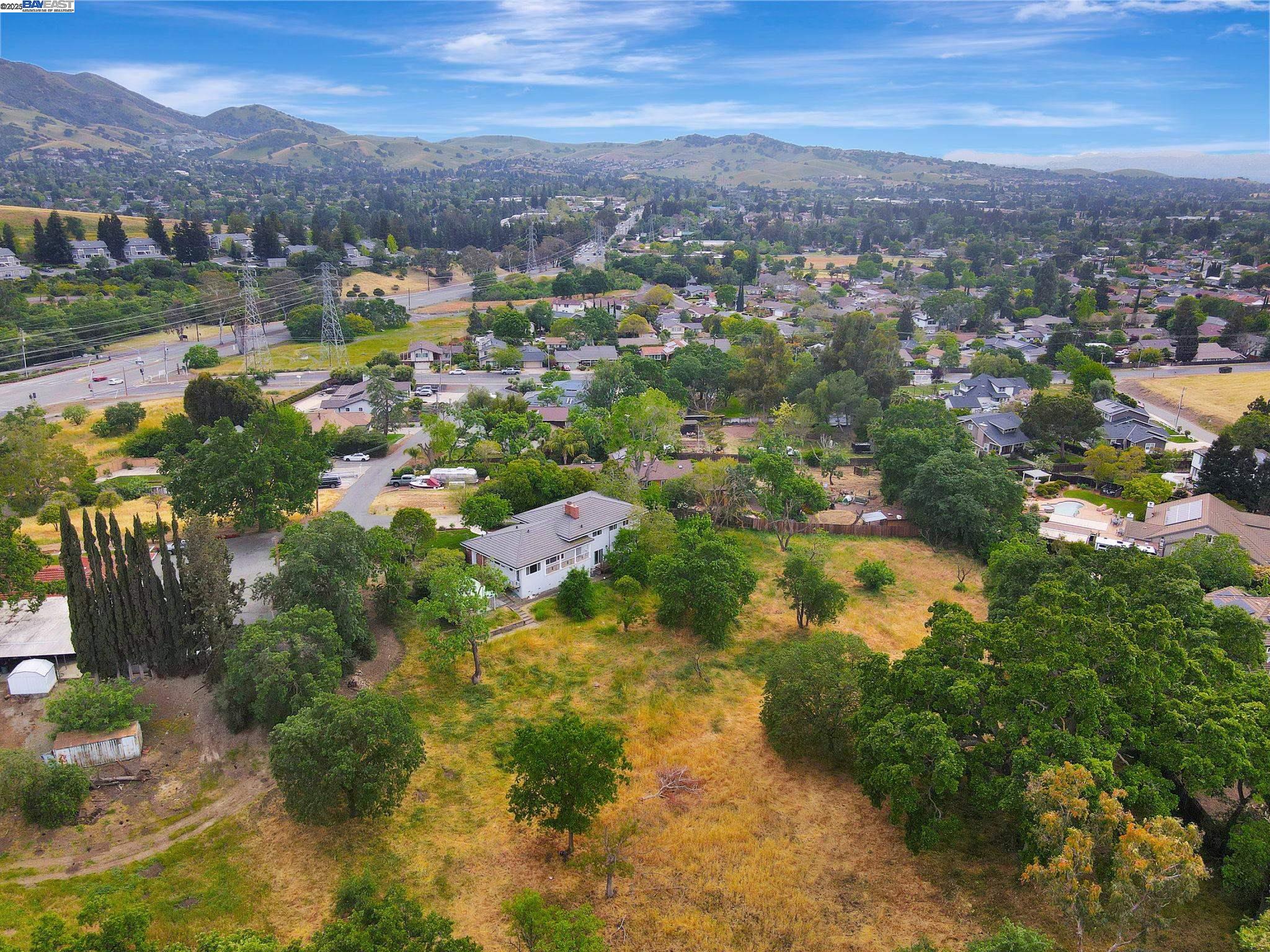 Detail Gallery Image 49 of 57 For 1939 Carzino Ct, Concord,  CA 94521 - 4 Beds | 2/2 Baths