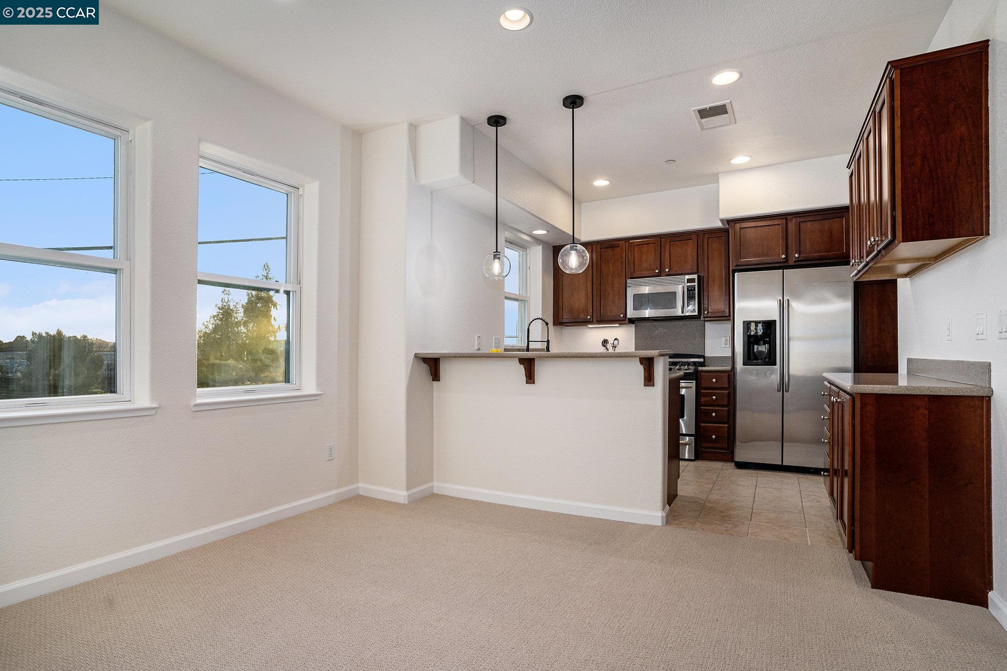Detail Gallery Image 14 of 36 For 2701 Holly St, San Pablo,  CA 94806 - 3 Beds | 2/1 Baths