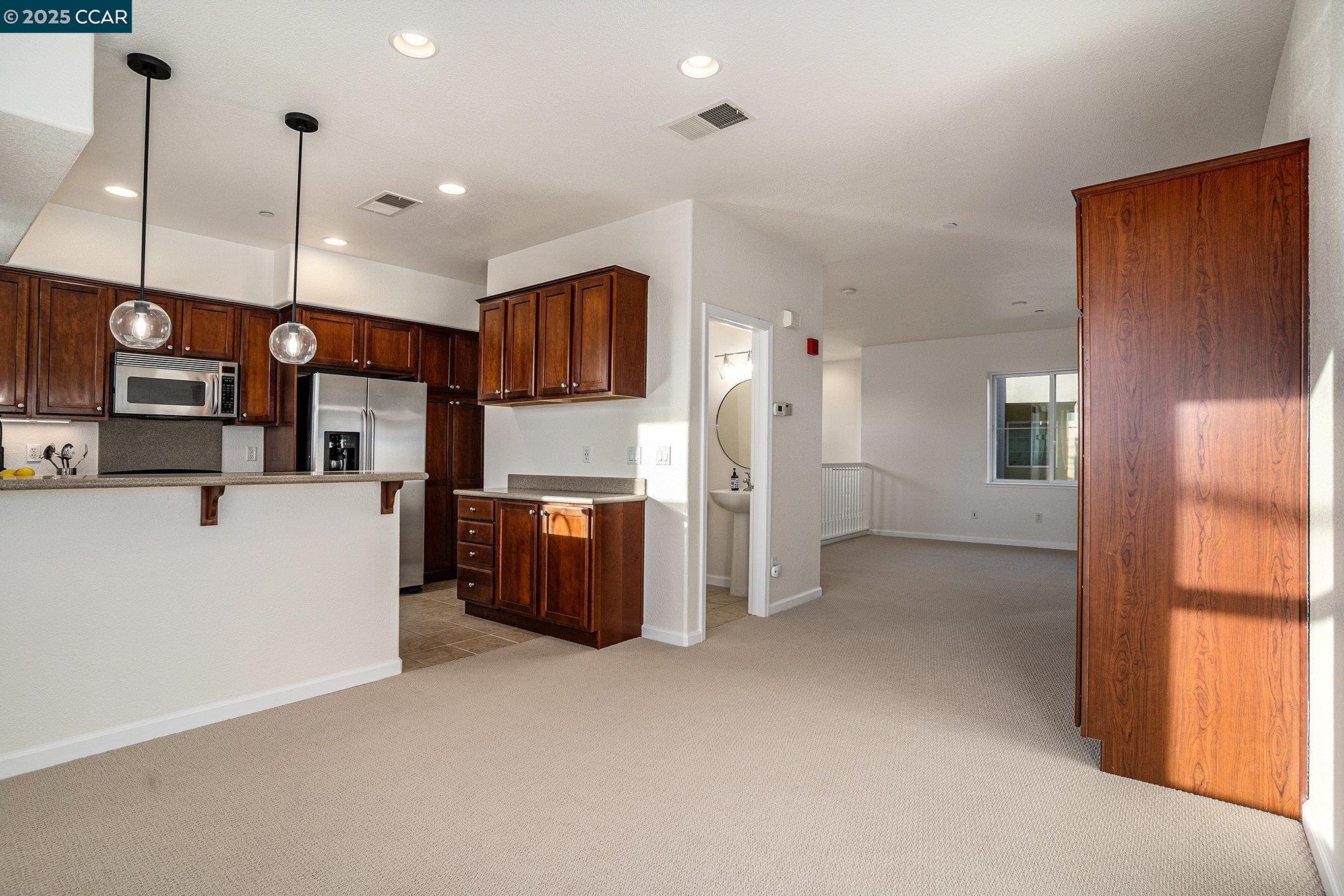 Photo #17: 41095588 Listing: Photo #17