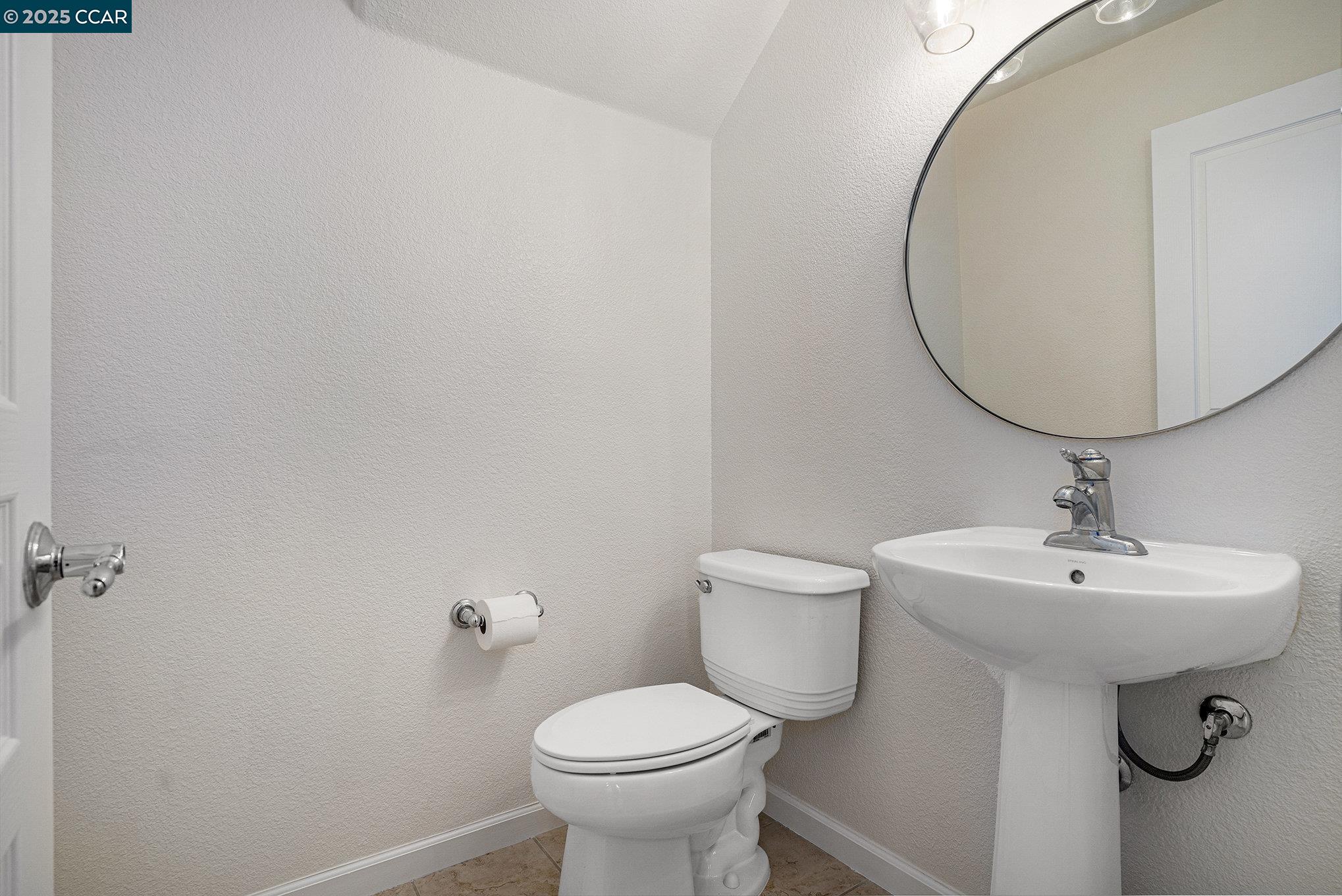 Detail Gallery Image 18 of 36 For 2701 Holly St, San Pablo,  CA 94806 - 3 Beds | 2/1 Baths