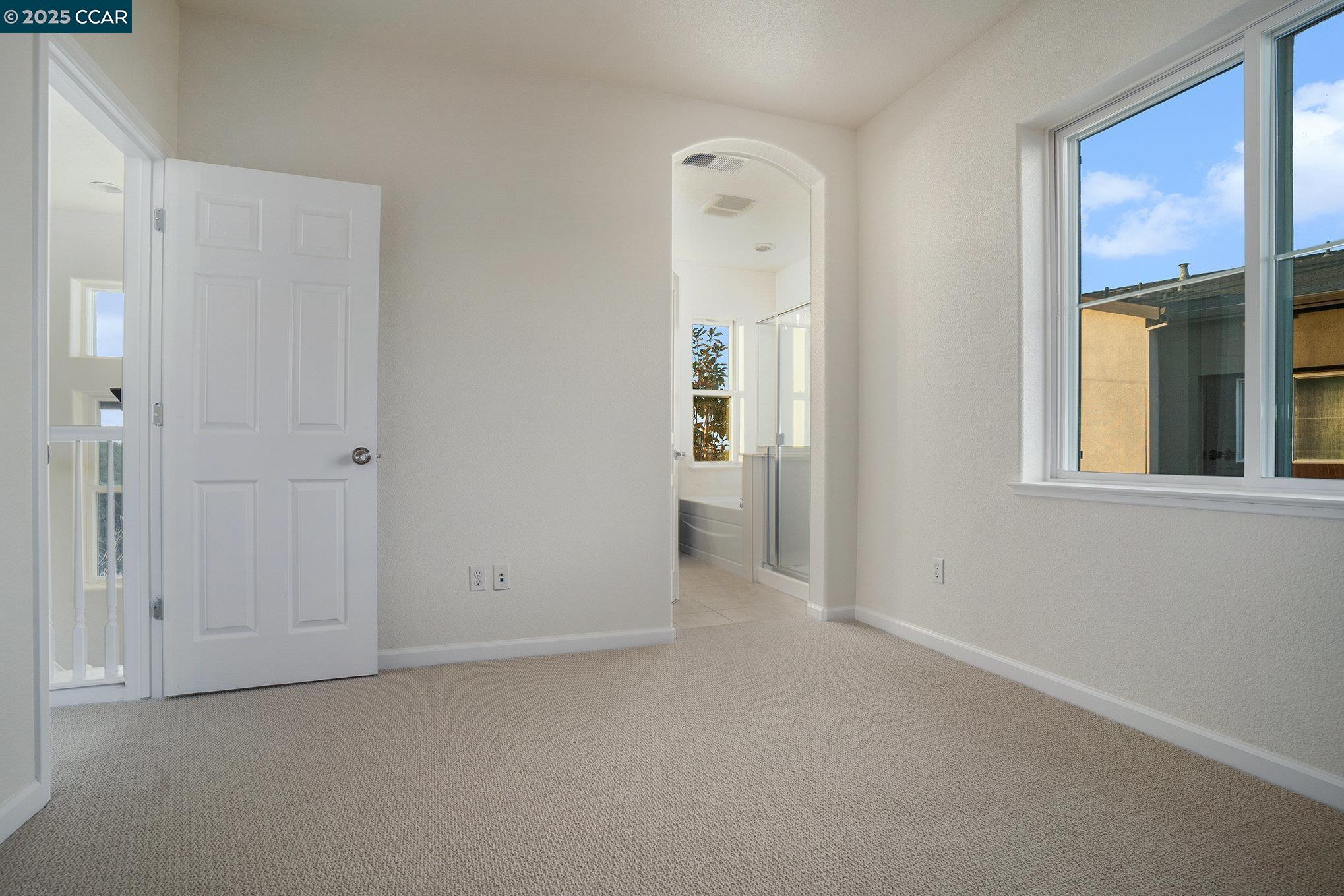 Photo #22: 41095588 Listing: Photo #22