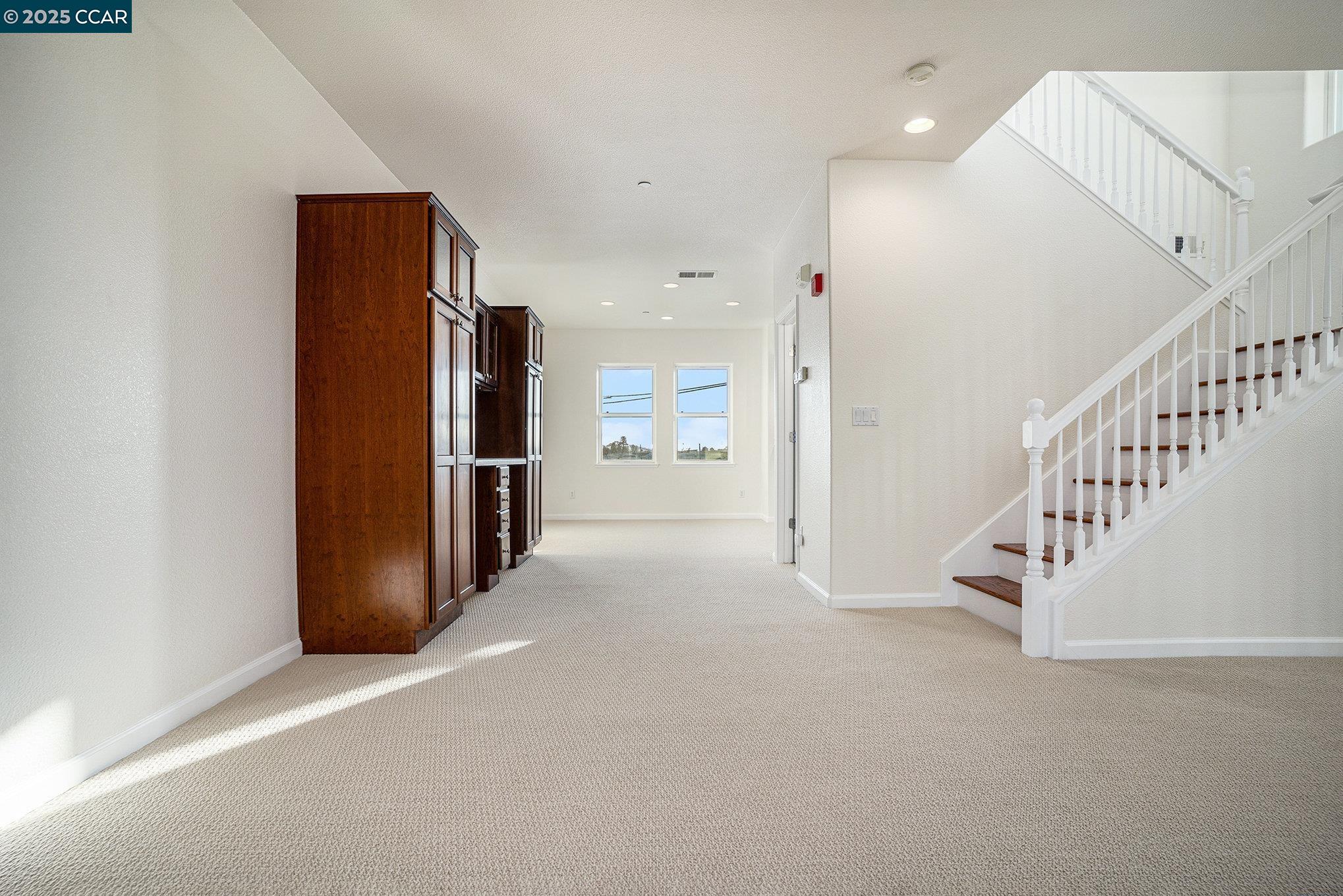 Detail Gallery Image 10 of 36 For 2701 Holly St, San Pablo,  CA 94806 - 3 Beds | 2/1 Baths