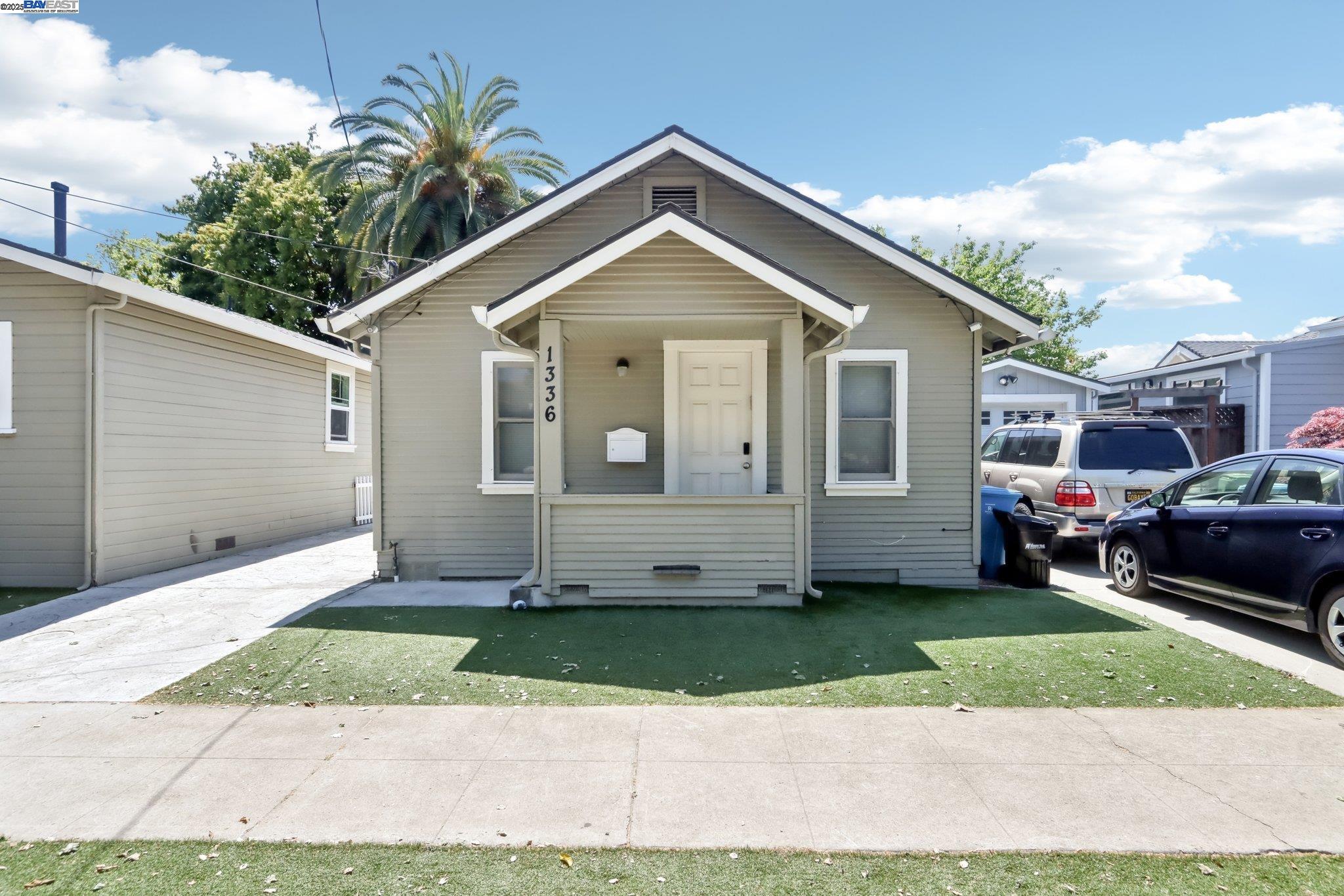 Detail Gallery Image 3 of 32 For 1336 Fremont St, Santa Clara,  CA 95050 - – Beds | – Baths