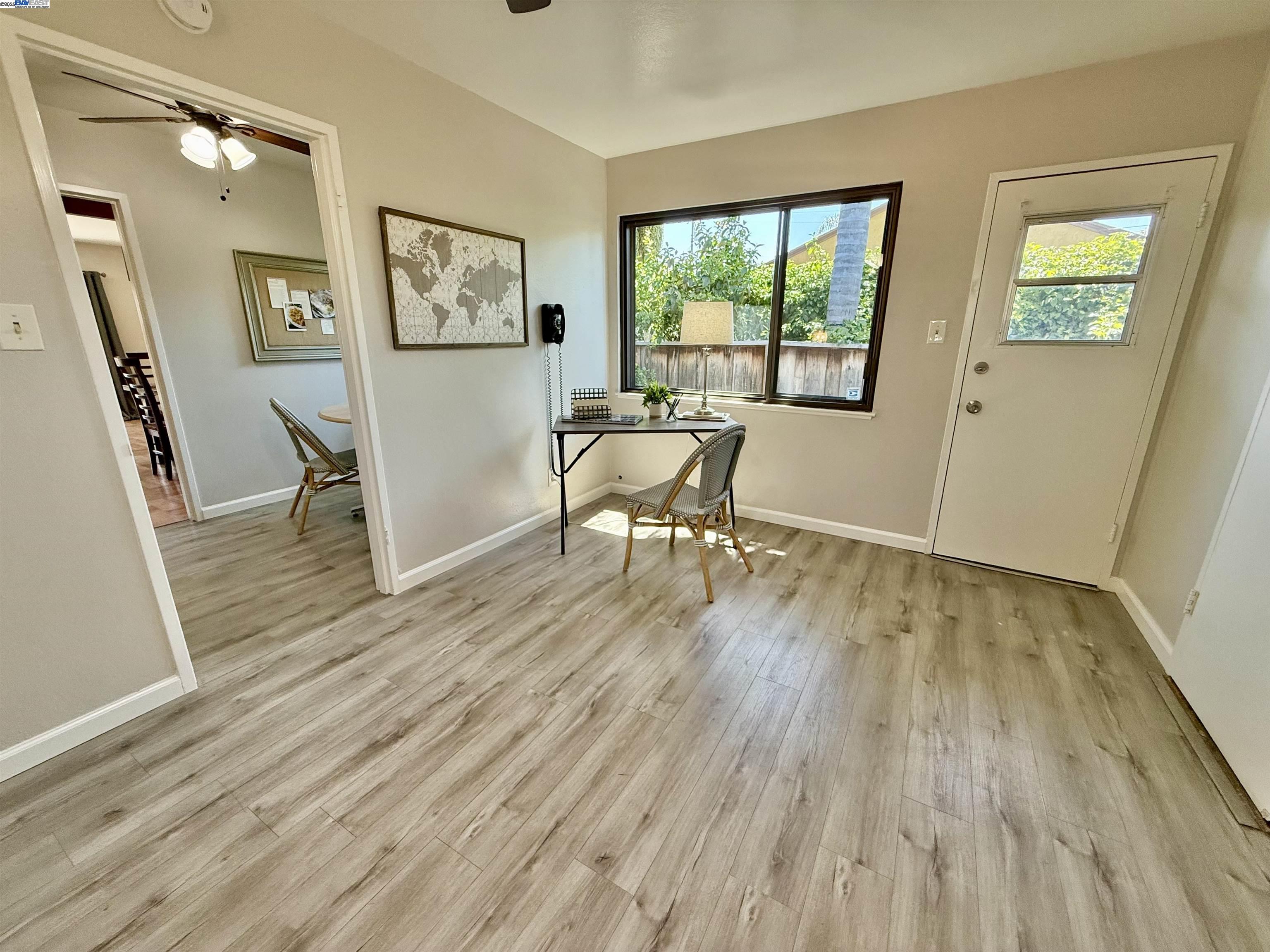 Detail Gallery Image 13 of 47 For 15966 Saint Johns Dr, San Lorenzo,  CA 94580 - 3 Beds | 2 Baths