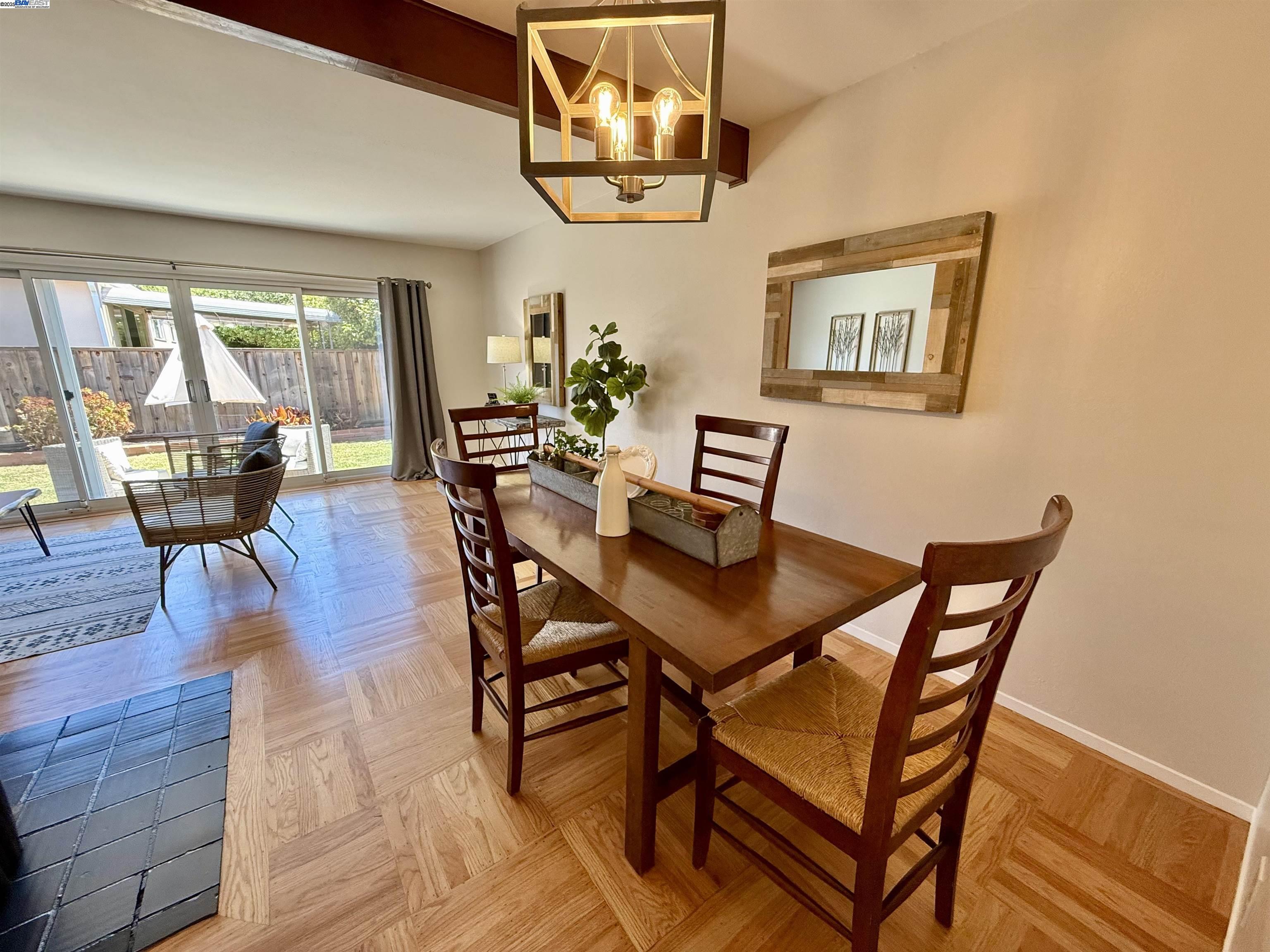 Detail Gallery Image 16 of 47 For 15966 Saint Johns Dr, San Lorenzo,  CA 94580 - 3 Beds | 2 Baths