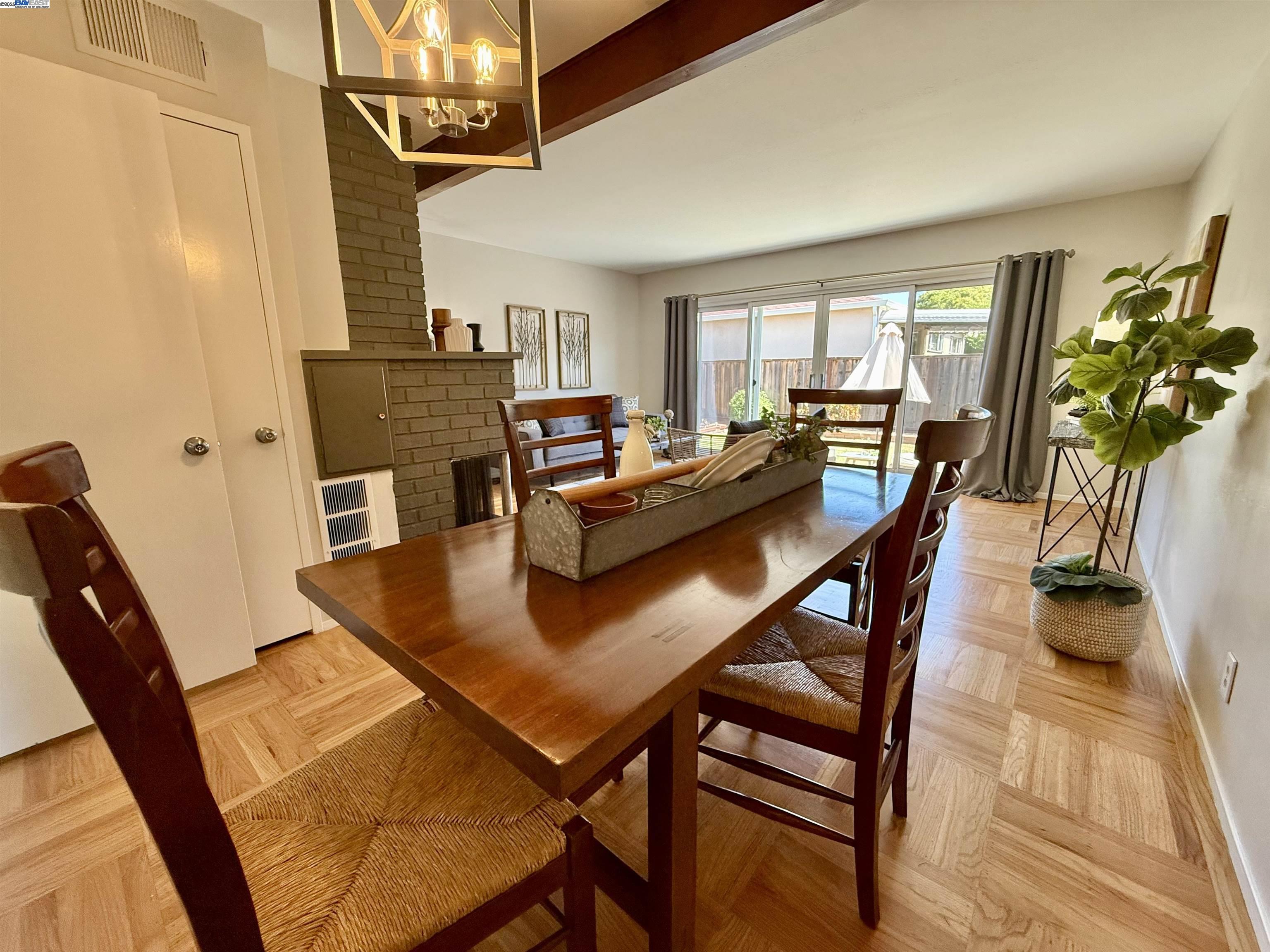 Detail Gallery Image 19 of 47 For 15966 Saint Johns Dr, San Lorenzo,  CA 94580 - 3 Beds | 2 Baths