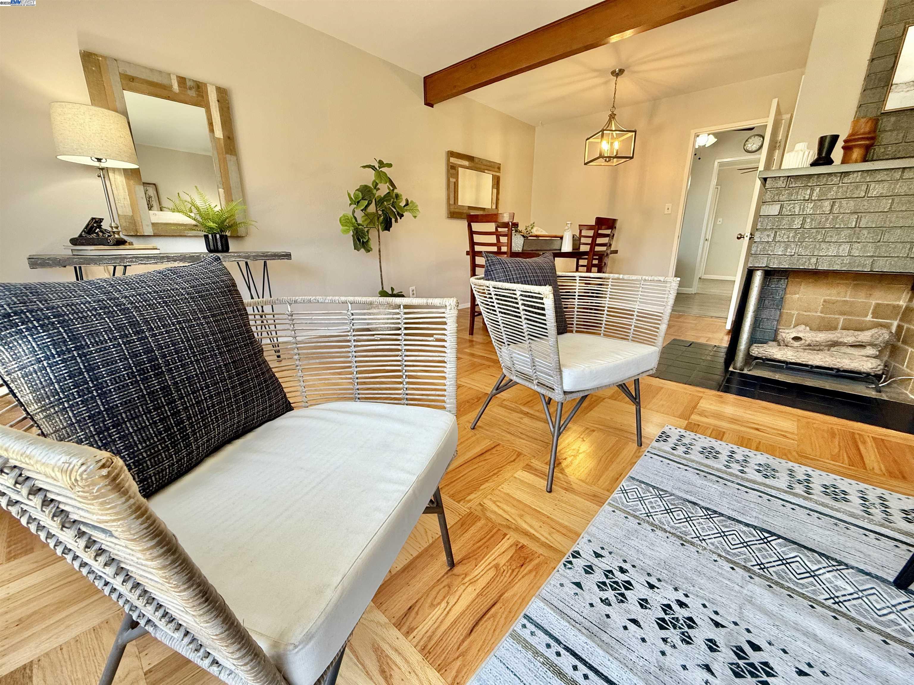 Detail Gallery Image 26 of 47 For 15966 Saint Johns Dr, San Lorenzo,  CA 94580 - 3 Beds | 2 Baths