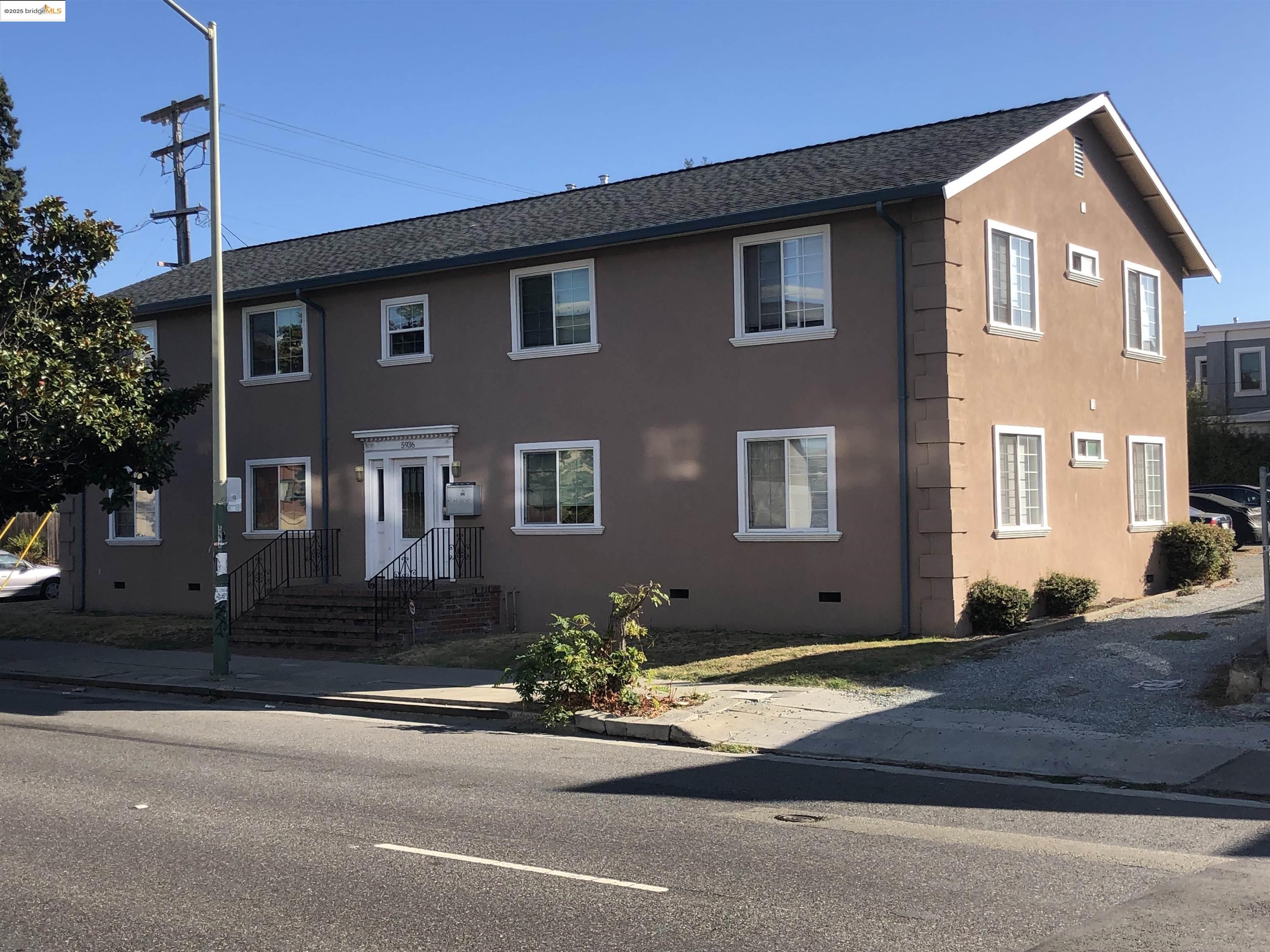 Detail Gallery Image 1 of 5 For 5936 Martin Luther King Jr Way, Oakland,  CA 94609 - – Beds | – Baths