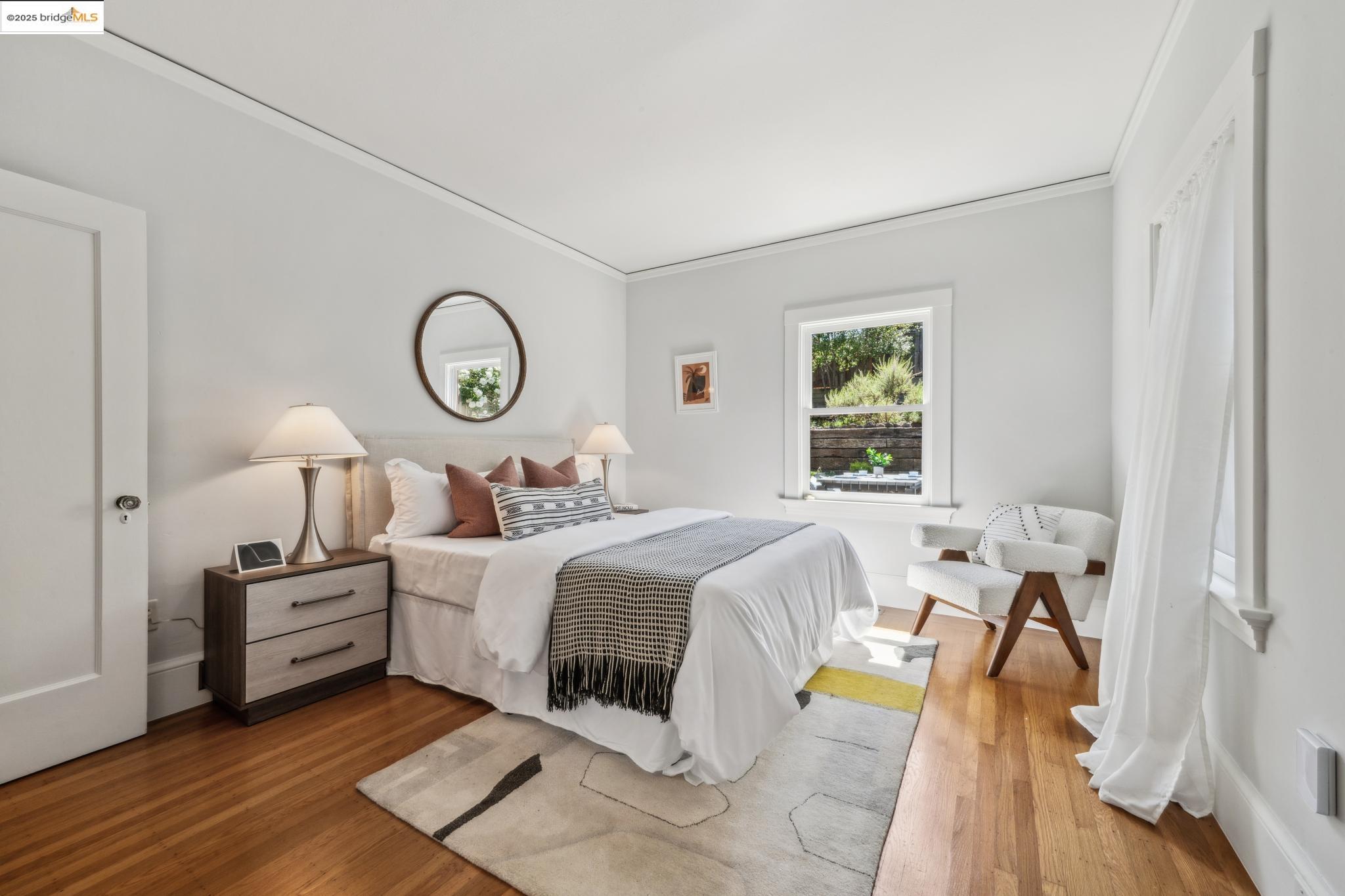 Detail Gallery Image 20 of 36 For 575 Kenmore Ave, Oakland,  CA 94610 - 3 Beds | 2 Baths
