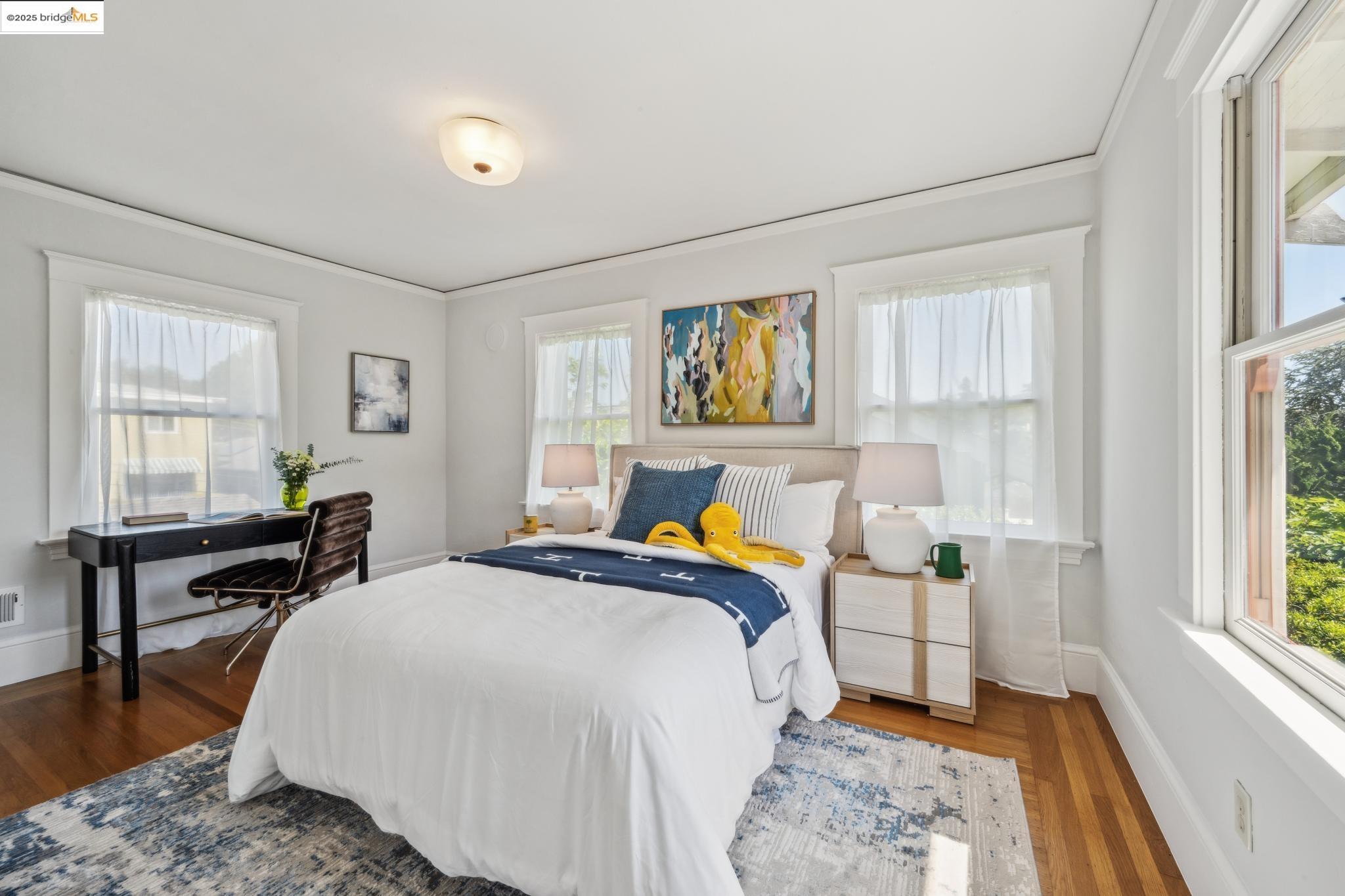 Detail Gallery Image 25 of 36 For 575 Kenmore Ave, Oakland,  CA 94610 - 3 Beds | 2 Baths