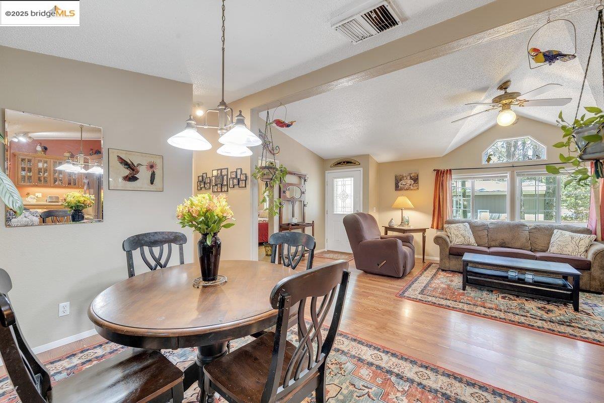 Detail Gallery Image 15 of 36 For 10975 N Airport Rd, Columbia,  CA 95361-0000 - 3 Beds | 2 Baths