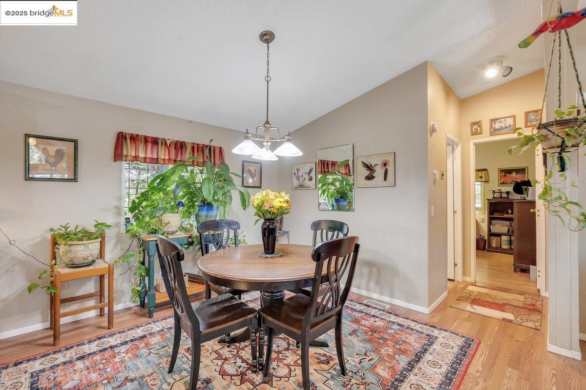 Detail Gallery Image 23 of 36 For 10975 N Airport Rd, Columbia,  CA 95361-0000 - 3 Beds | 2 Baths
