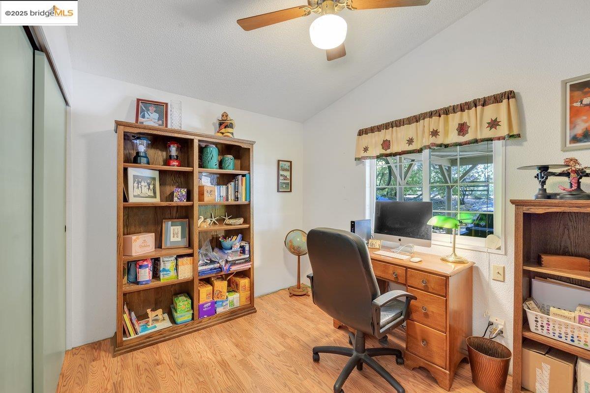 Detail Gallery Image 29 of 36 For 10975 N Airport Rd, Columbia,  CA 95361-0000 - 3 Beds | 2 Baths