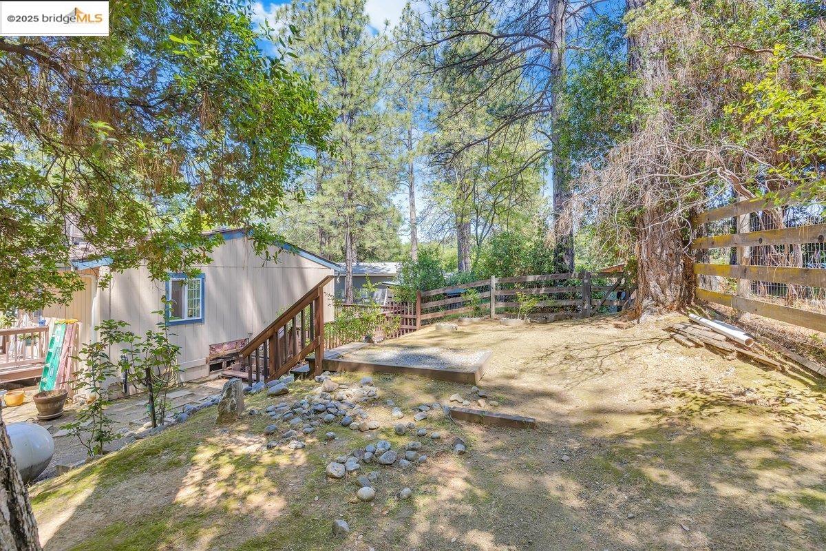 Detail Gallery Image 9 of 36 For 10975 N Airport Rd, Columbia,  CA 95361-0000 - 3 Beds | 2 Baths