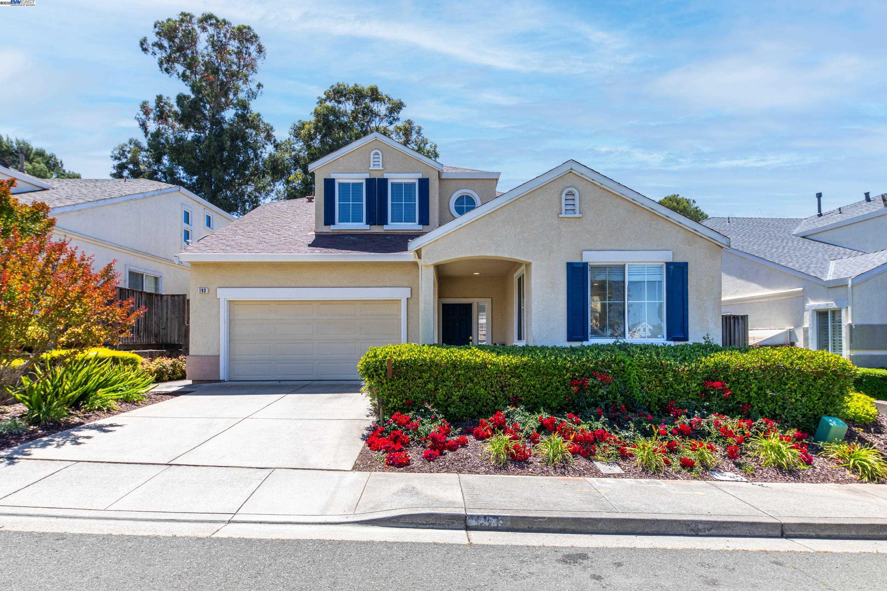 Detail Gallery Image 1 of 29 For 193 Ridgeview Terrace, Hercules,  CA 94547 - 4 Beds | 3 Baths