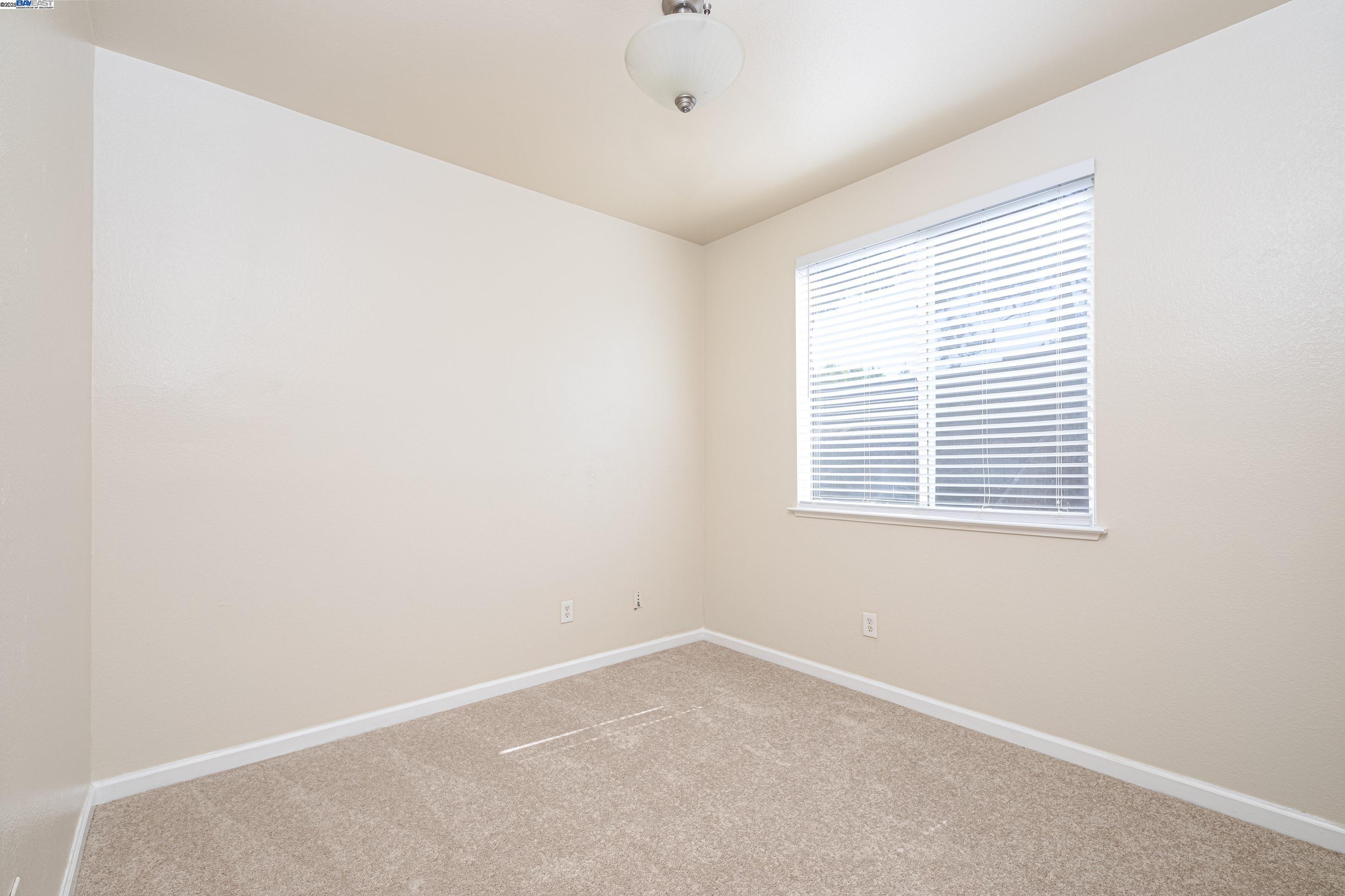 Detail Gallery Image 18 of 29 For 193 Ridgeview Terrace, Hercules,  CA 94547 - 4 Beds | 3 Baths
