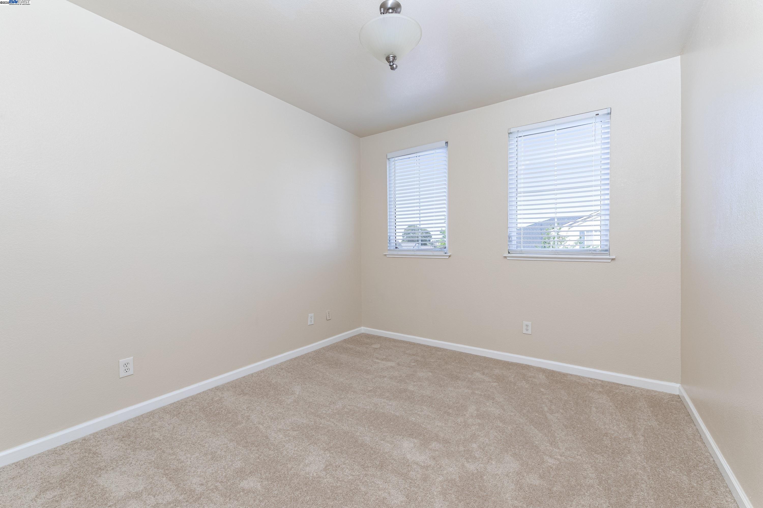 Detail Gallery Image 19 of 29 For 193 Ridgeview Terrace, Hercules,  CA 94547 - 4 Beds | 3 Baths
