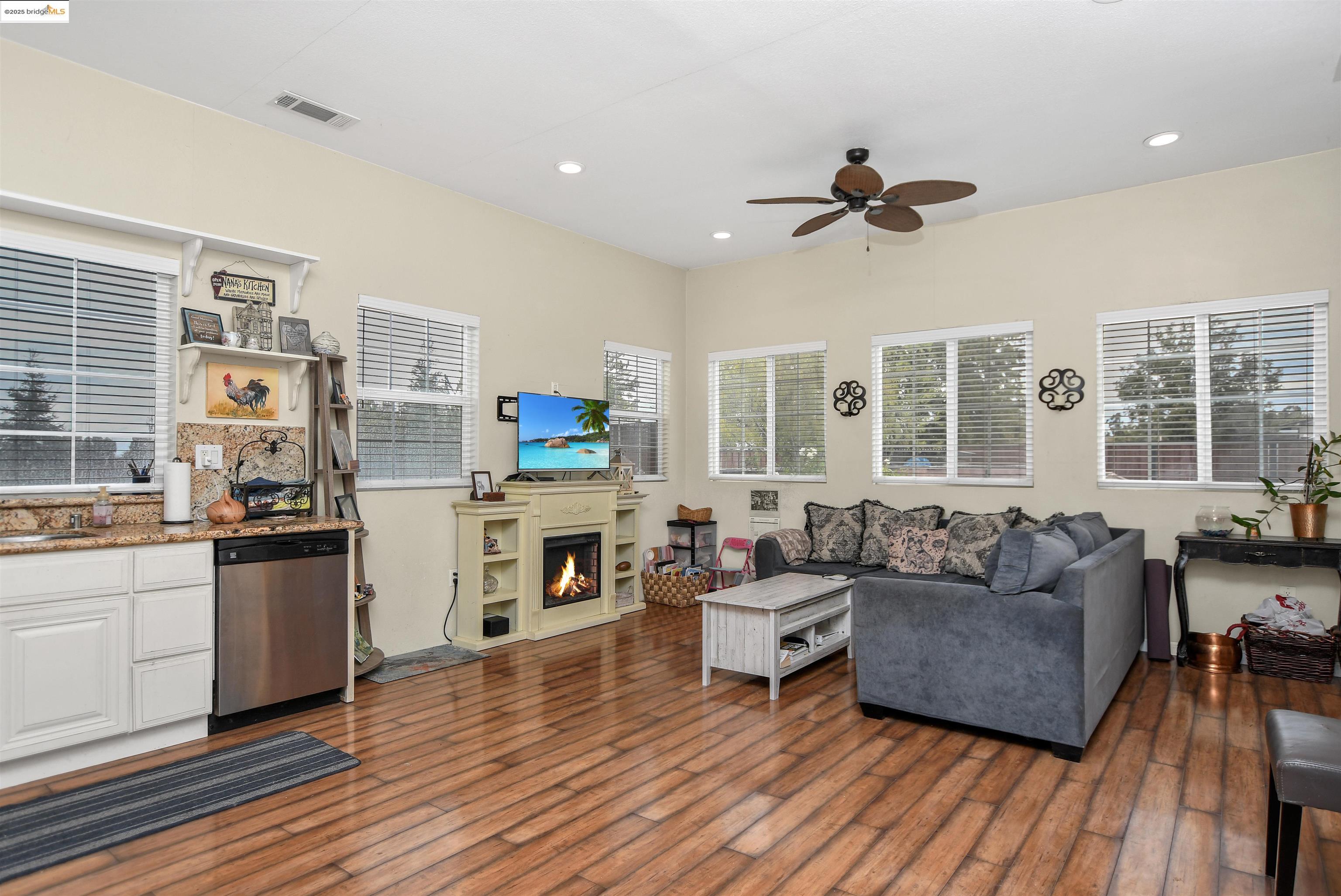 Detail Gallery Image 37 of 51 For 4828 Sellers Ave, Brentwood,  CA 94513 - 0 Beds | 2/1 Baths
