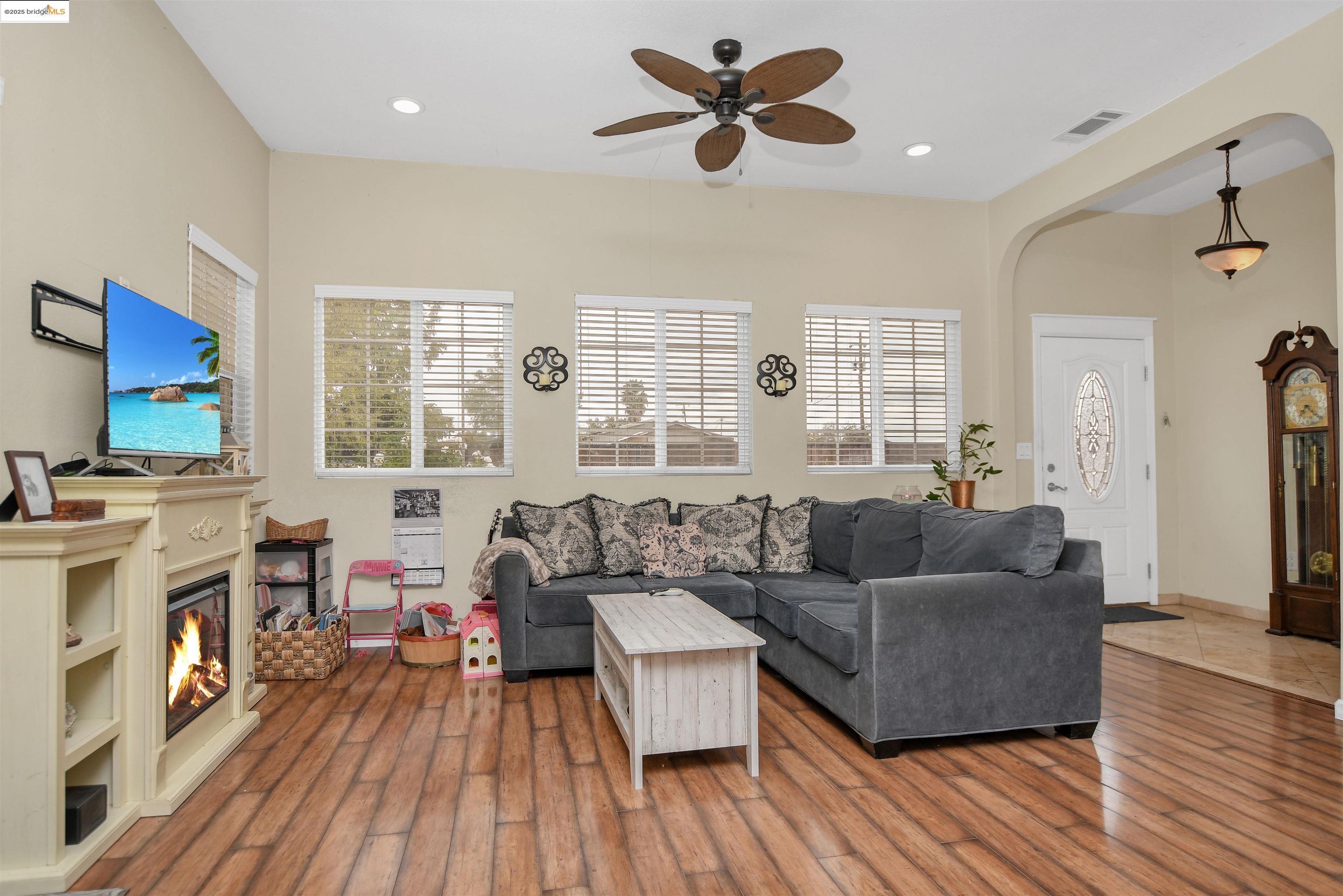 Detail Gallery Image 38 of 51 For 4828 Sellers Ave, Brentwood,  CA 94513 - 0 Beds | 2/1 Baths
