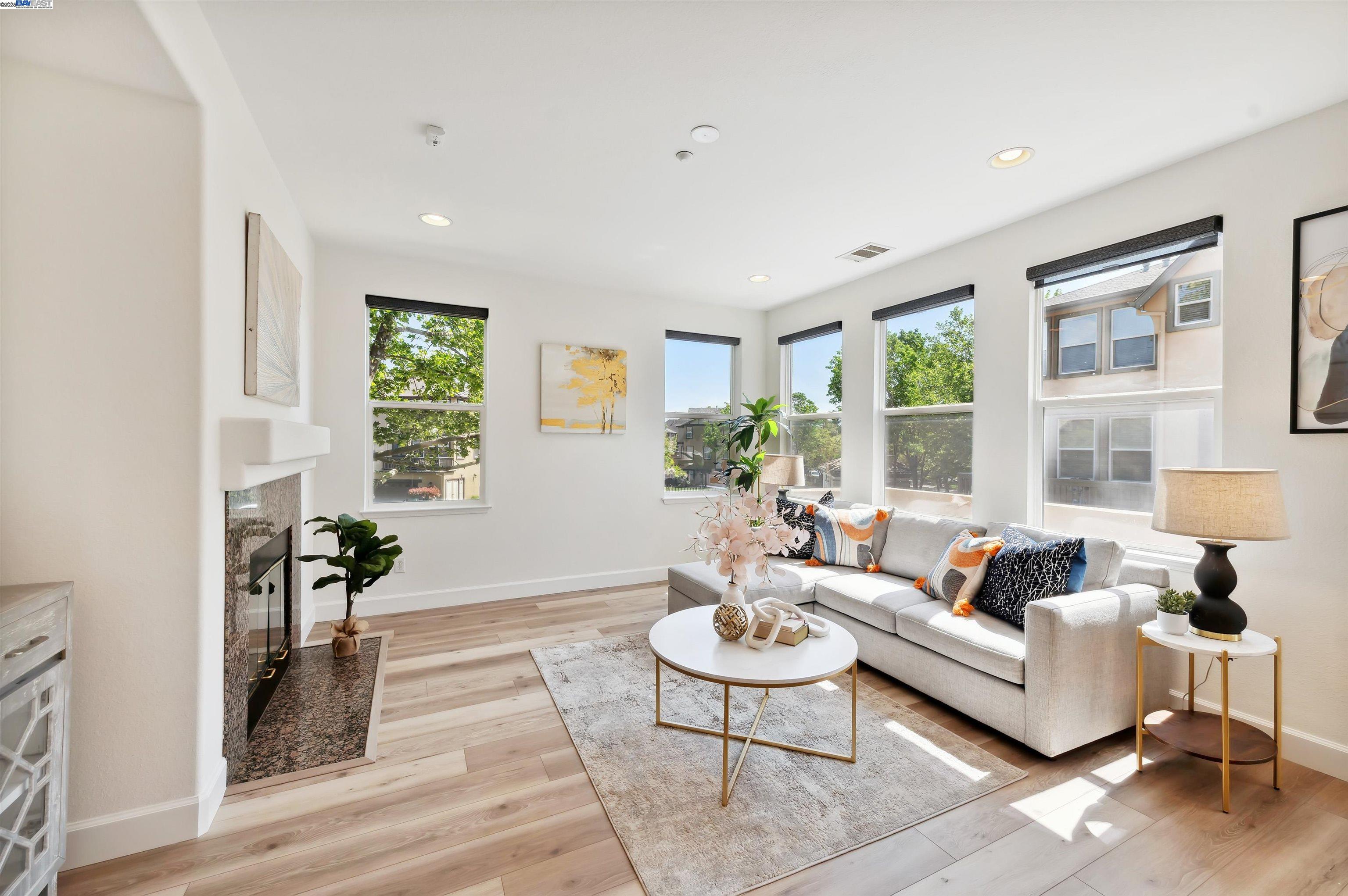 Photo #7: 41095611 Listing: Photo #7