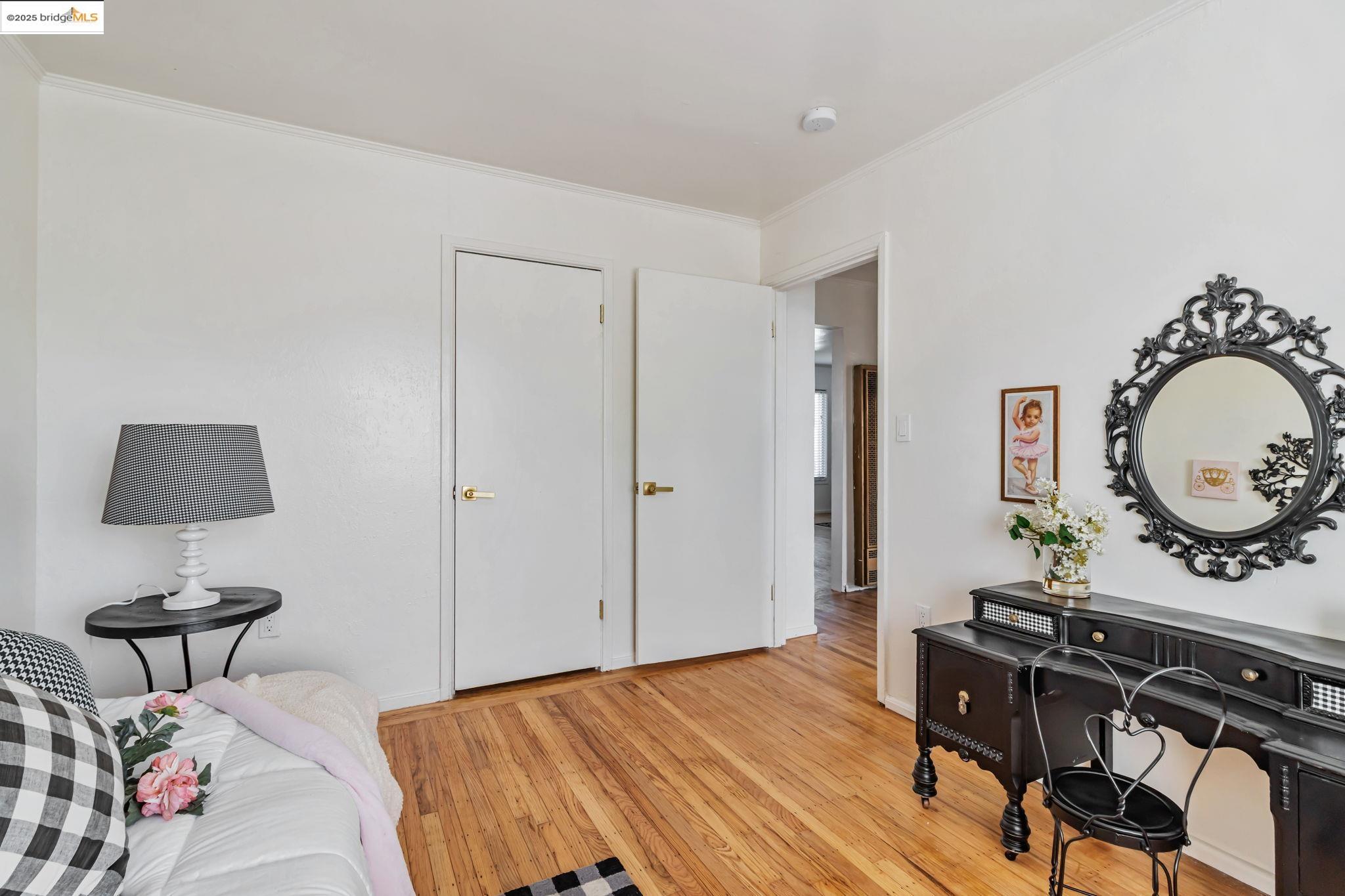 property-img