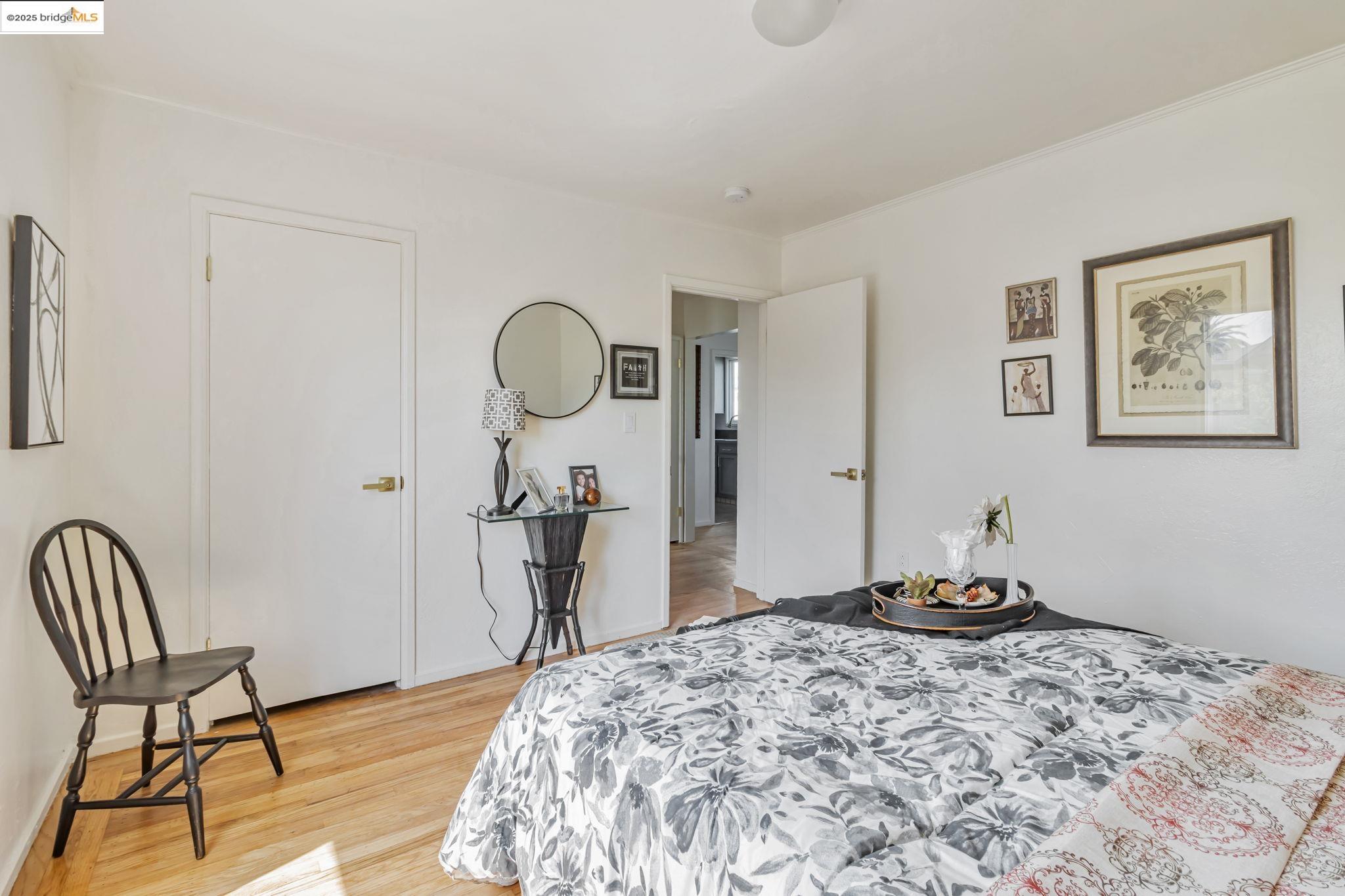 property-img
