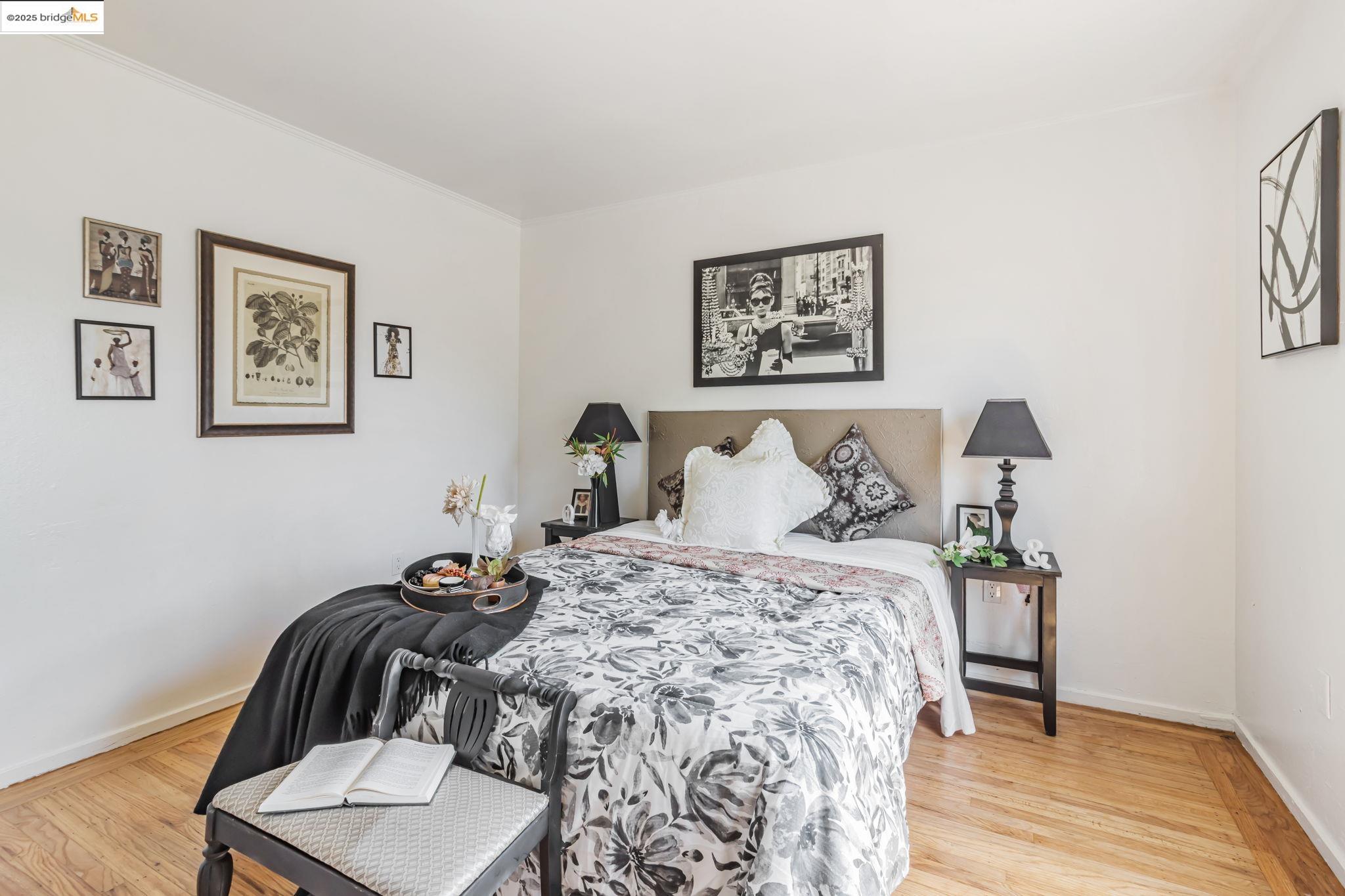 property-img