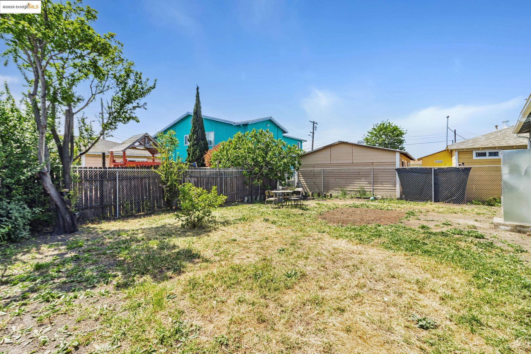 property-img