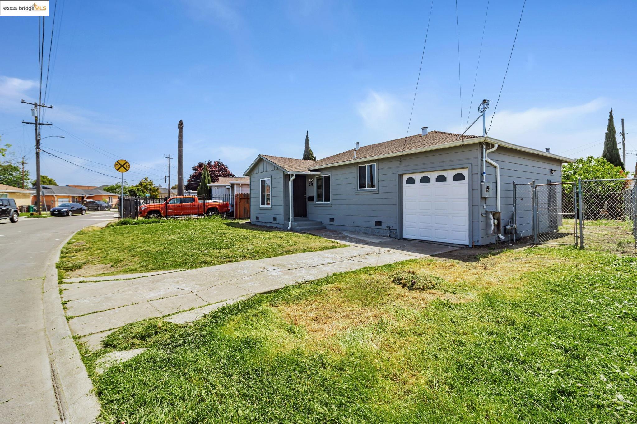 property-img