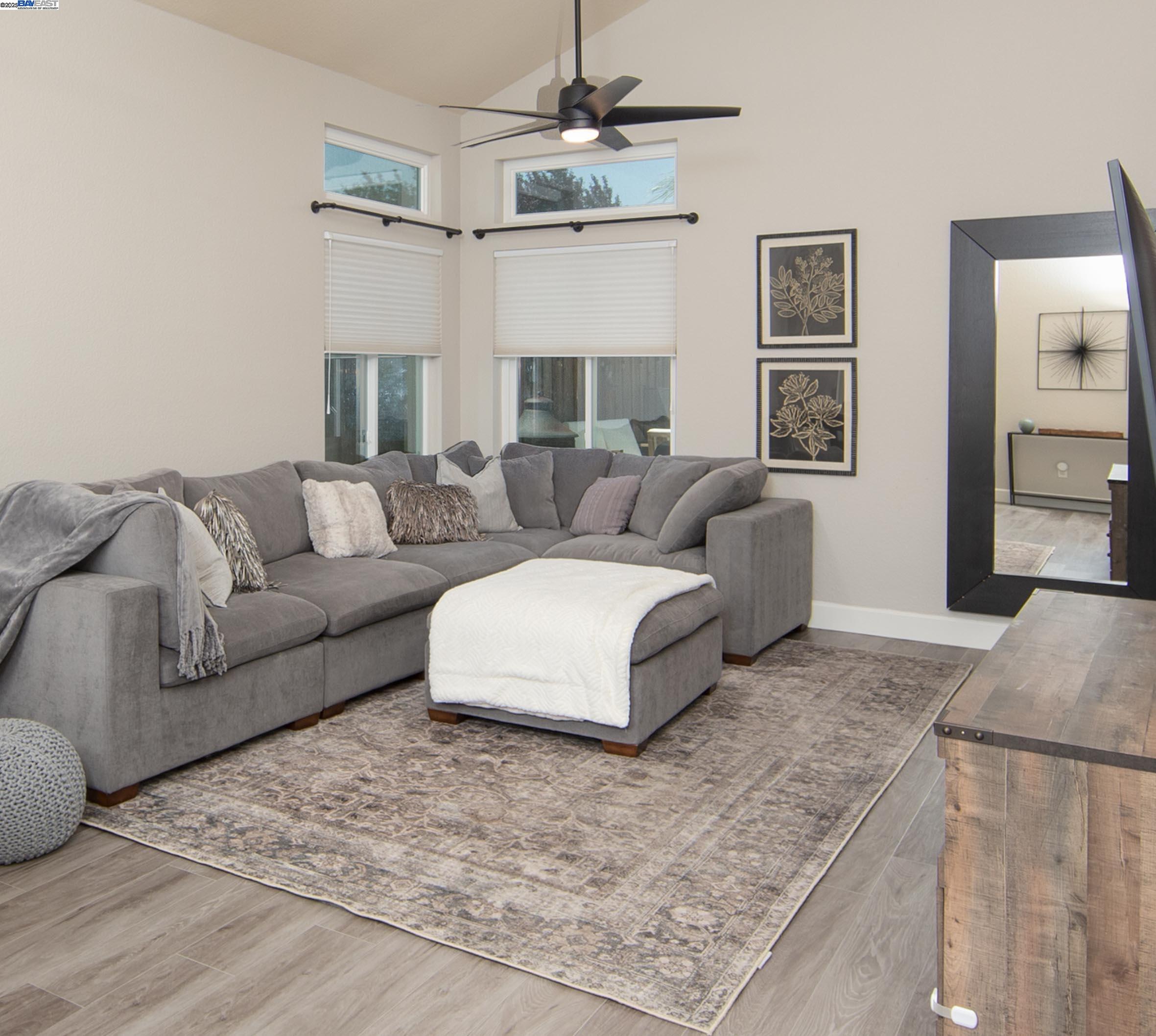 Detail Gallery Image 13 of 40 For 3427 Patch Ln, Tracy,  CA 95377 - 4 Beds | 2/1 Baths