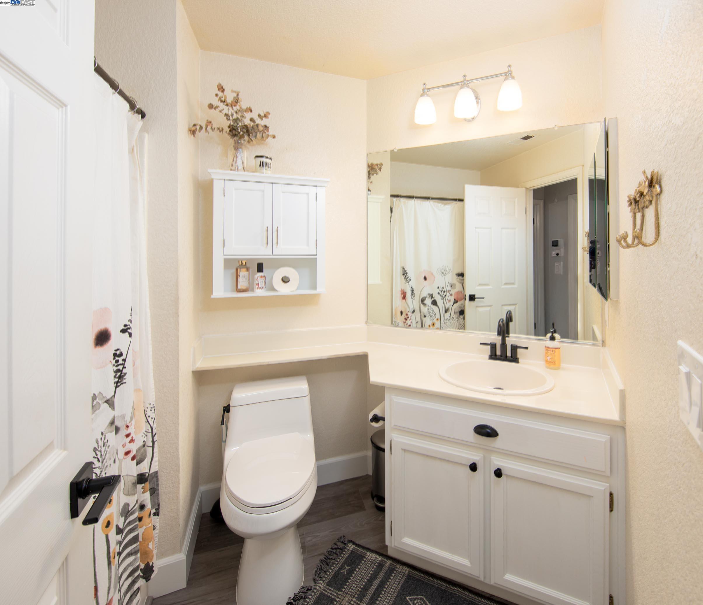Detail Gallery Image 21 of 40 For 3427 Patch Ln, Tracy,  CA 95377 - 4 Beds | 2/1 Baths