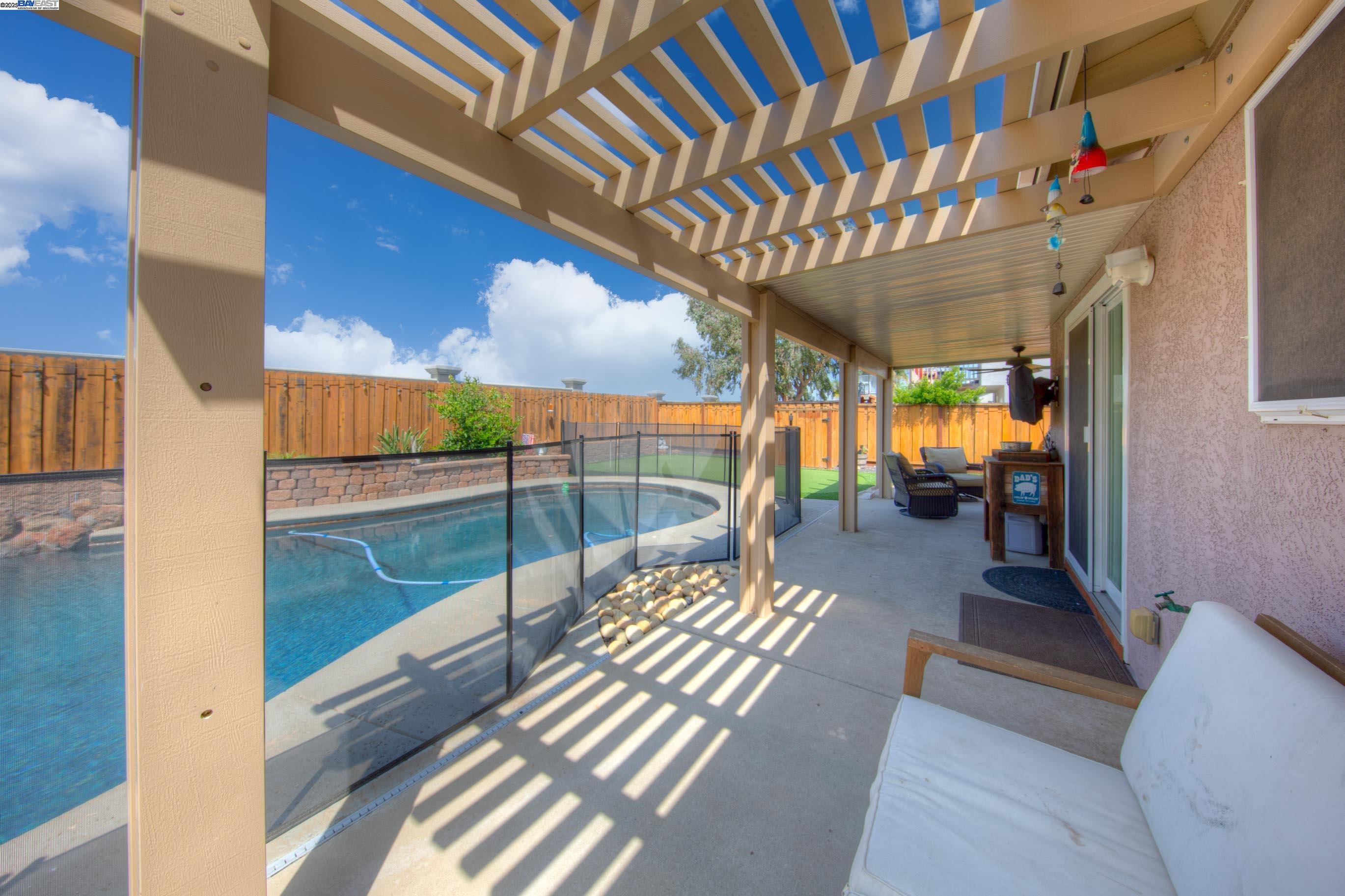 Detail Gallery Image 26 of 40 For 3427 Patch Ln, Tracy,  CA 95377 - 4 Beds | 2/1 Baths
