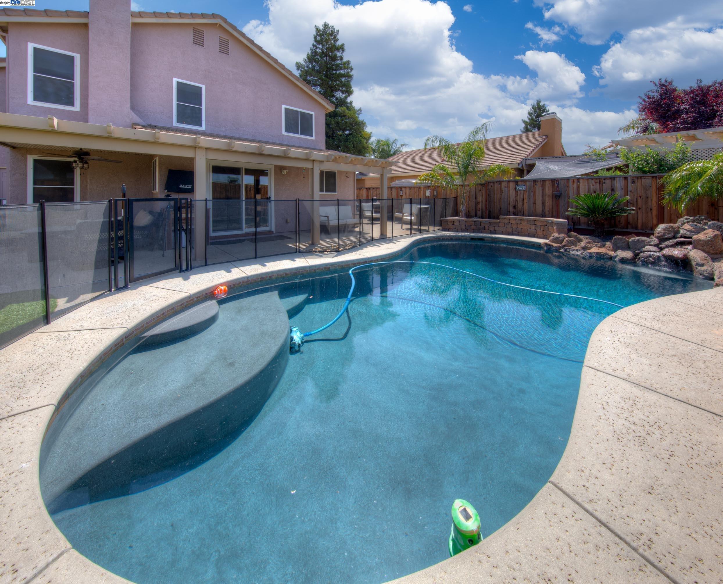 Detail Gallery Image 30 of 40 For 3427 Patch Ln, Tracy,  CA 95377 - 4 Beds | 2/1 Baths
