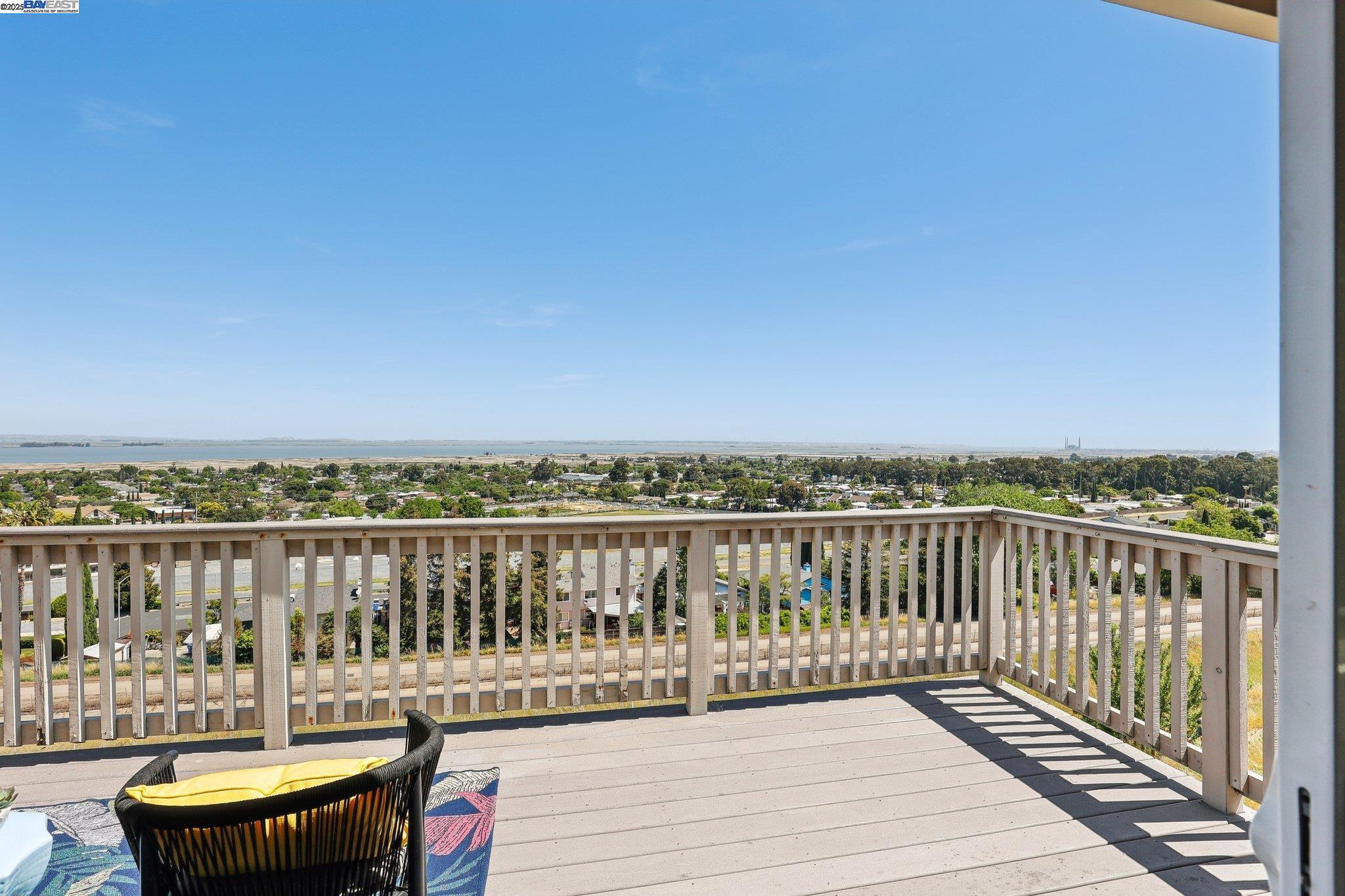 Detail Gallery Image 15 of 36 For 323 Rosemarie Pl, Bay Point,  CA 94565 - 3 Beds | 2/1 Baths