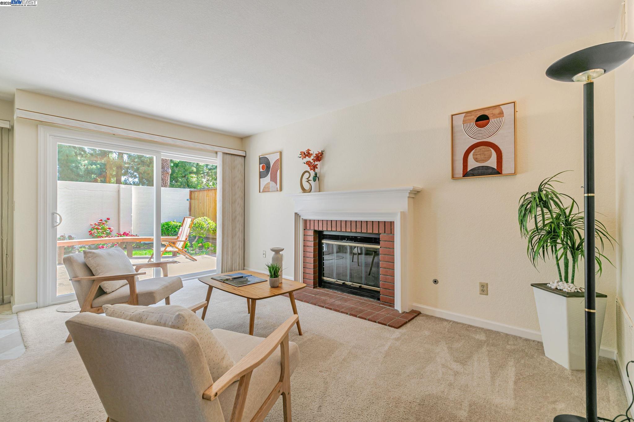Detail Gallery Image 12 of 60 For 42210 Live Oak Cir, Fremont,  CA 94538 - 3 Beds | 2/1 Baths