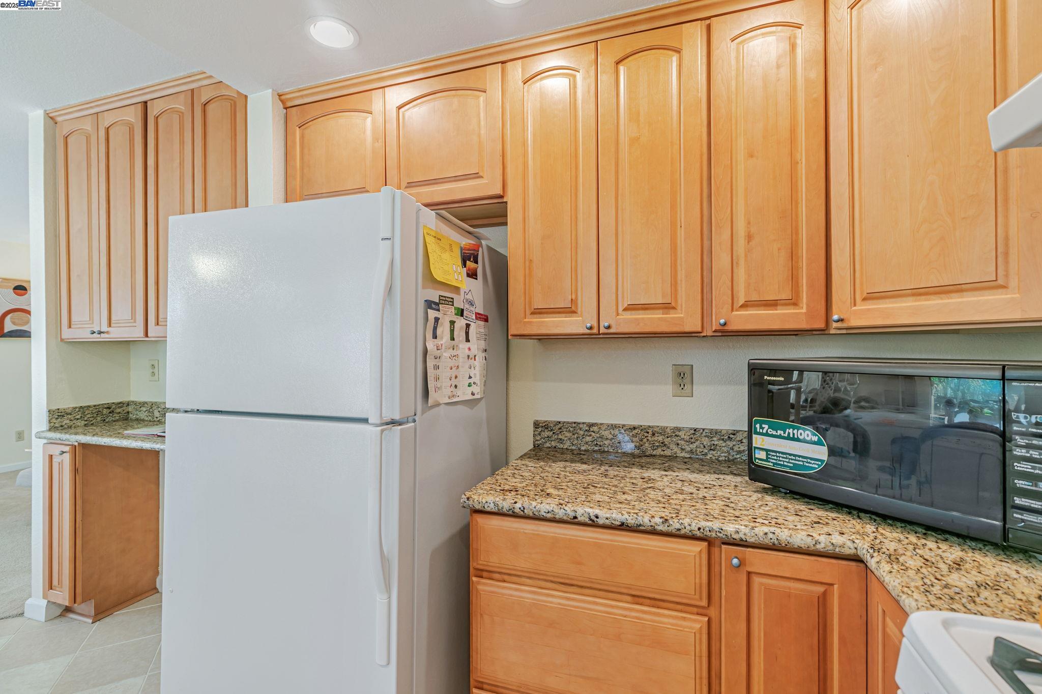 Detail Gallery Image 24 of 60 For 42210 Live Oak Cir, Fremont,  CA 94538 - 3 Beds | 2/1 Baths