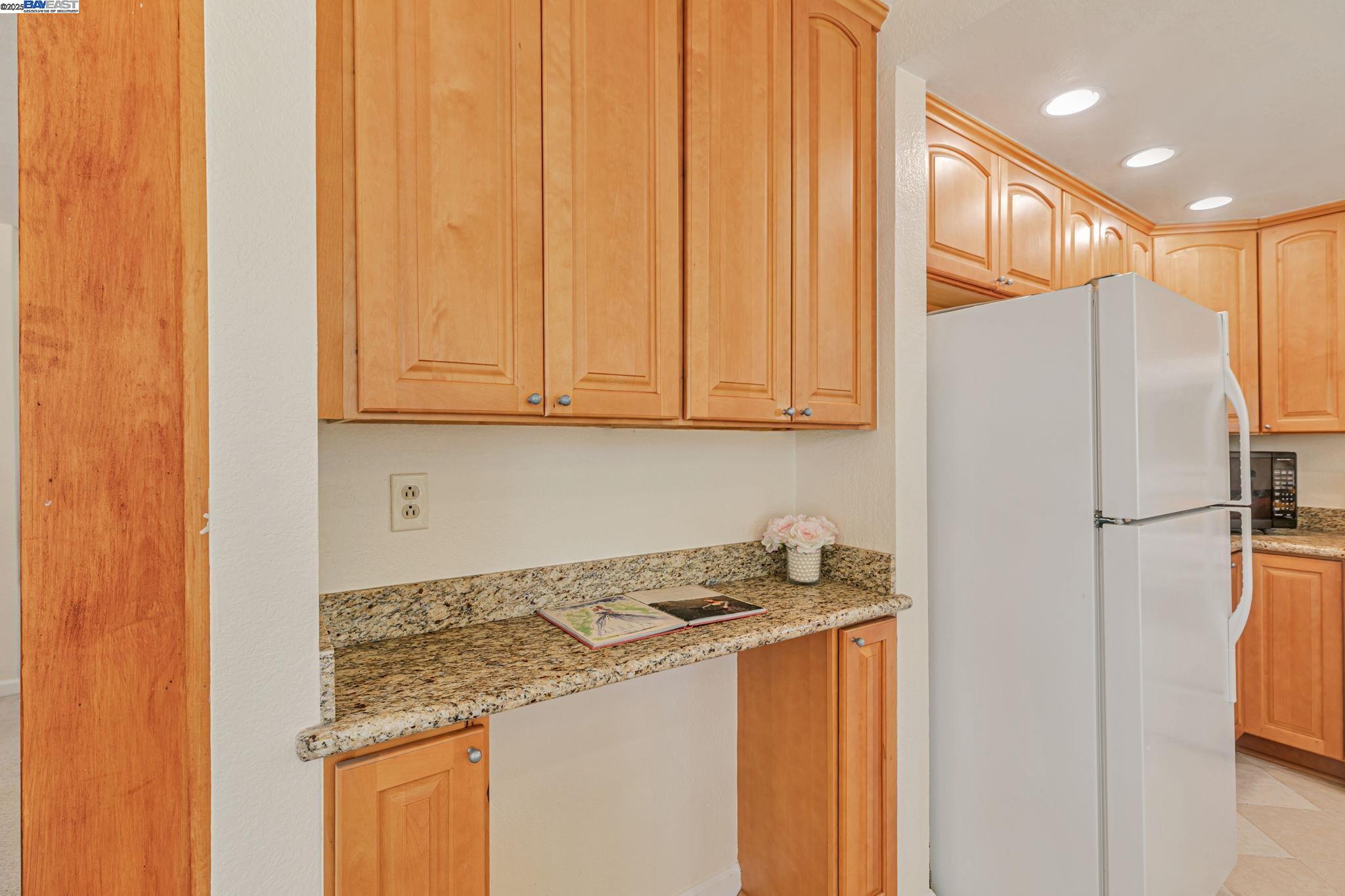 Detail Gallery Image 25 of 60 For 42210 Live Oak Cir, Fremont,  CA 94538 - 3 Beds | 2/1 Baths