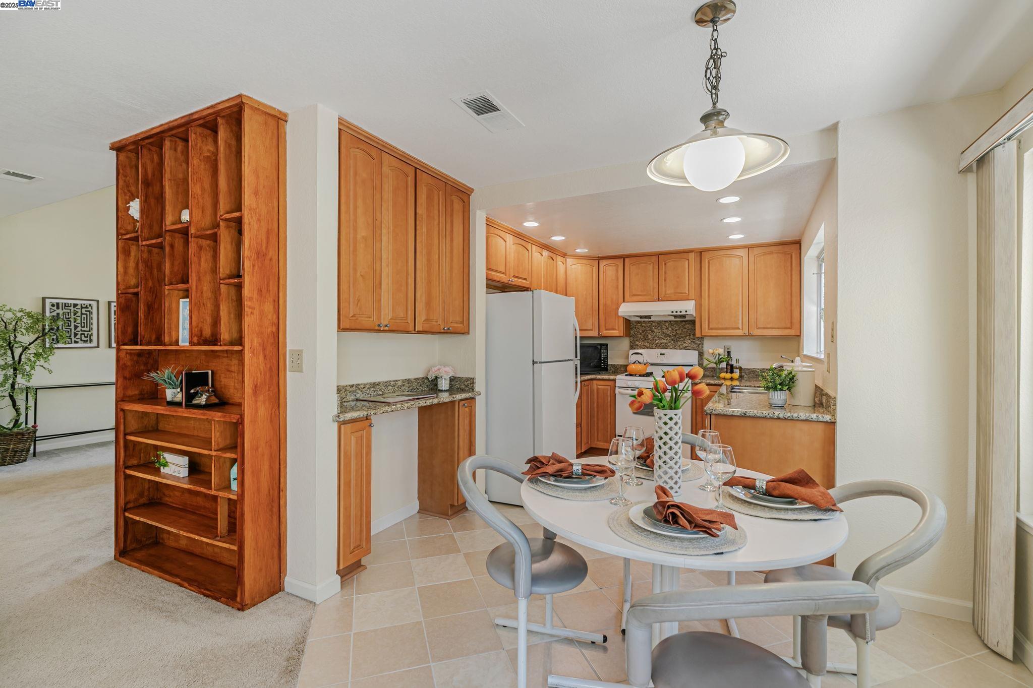 Detail Gallery Image 27 of 60 For 42210 Live Oak Cir, Fremont,  CA 94538 - 3 Beds | 2/1 Baths