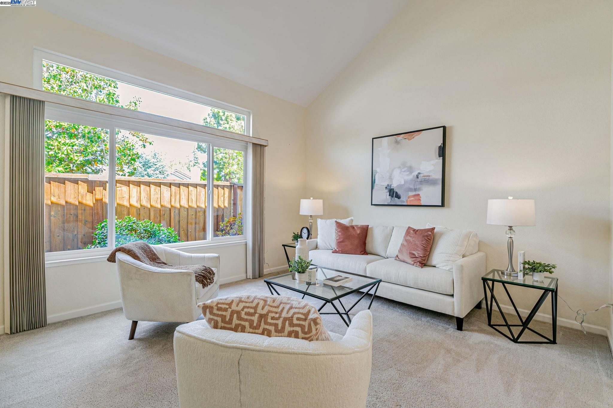 Detail Gallery Image 8 of 60 For 42210 Live Oak Cir, Fremont,  CA 94538 - 3 Beds | 2/1 Baths
