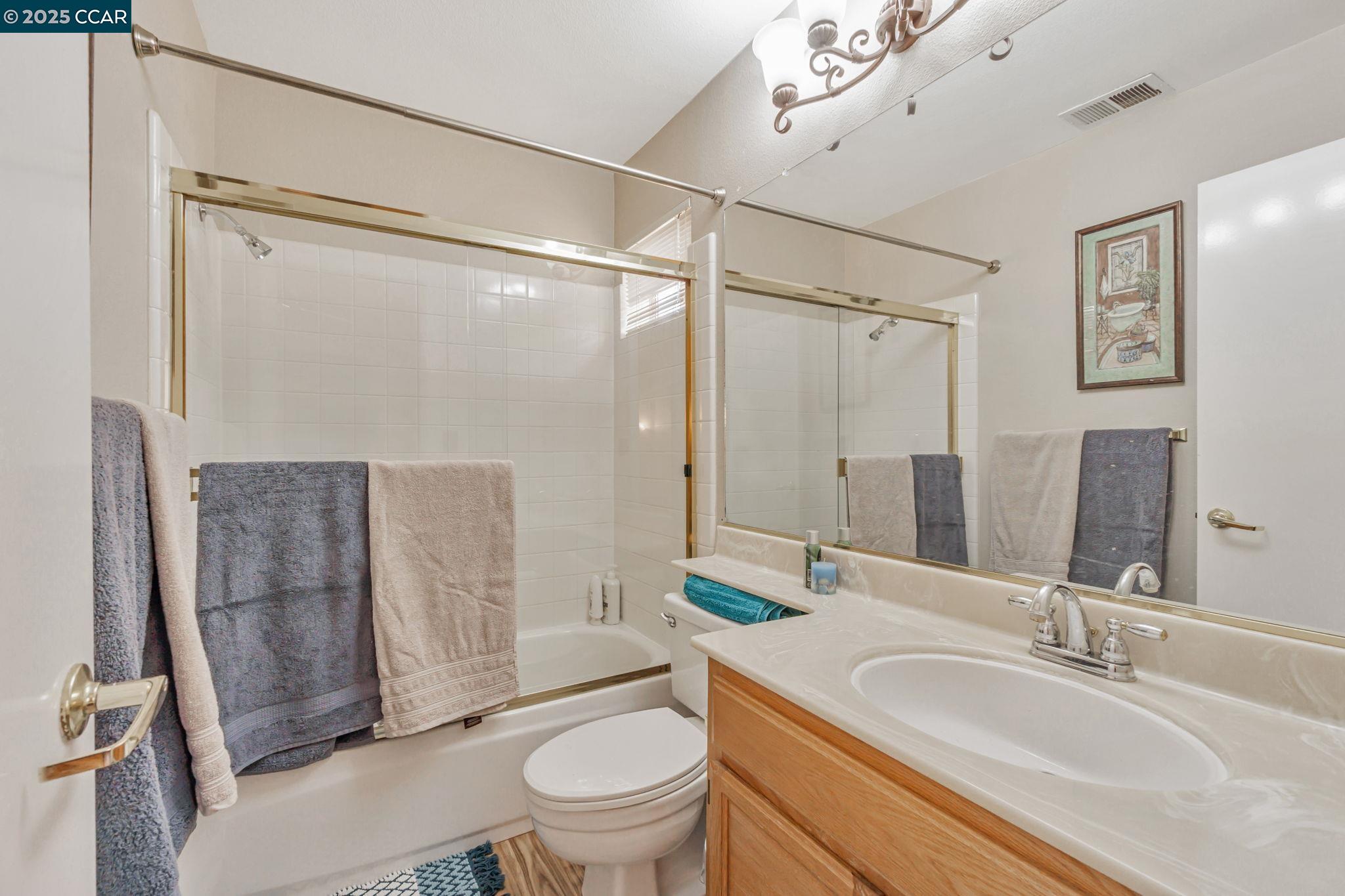 Detail Gallery Image 39 of 58 For 4043 Banbury Way, Antioch,  CA 94531 - 3 Beds | 3 Baths