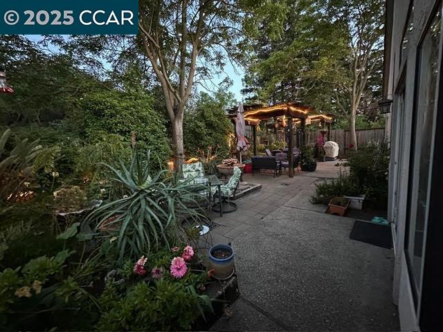 Detail Gallery Image 51 of 58 For 4043 Banbury Way, Antioch,  CA 94531 - 3 Beds | 3 Baths