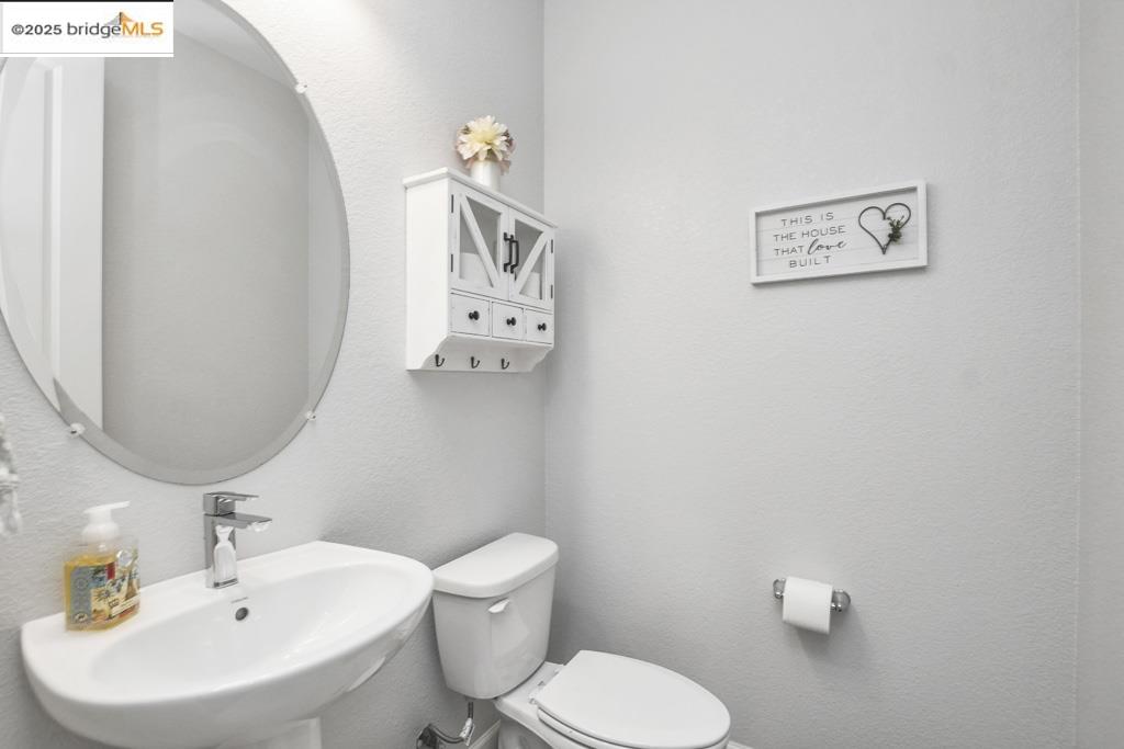 Detail Gallery Image 9 of 45 For 761 Stickney Way, Oakley,  CA 94561 - 5 Beds | 3/1 Baths