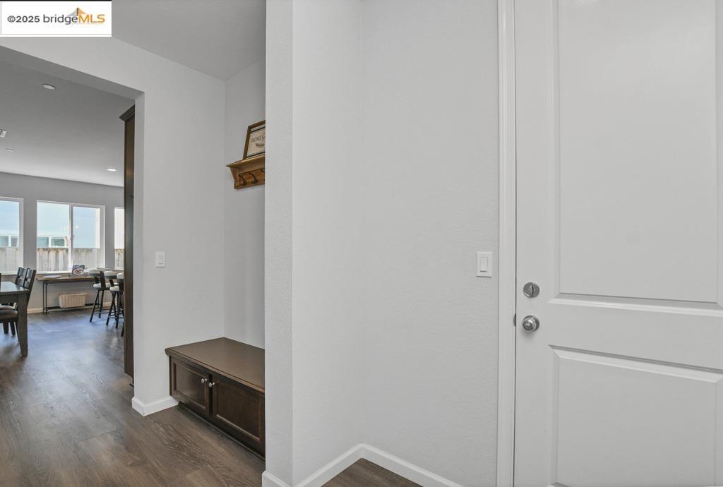Detail Gallery Image 10 of 45 For 761 Stickney Way, Oakley,  CA 94561 - 5 Beds | 3/1 Baths