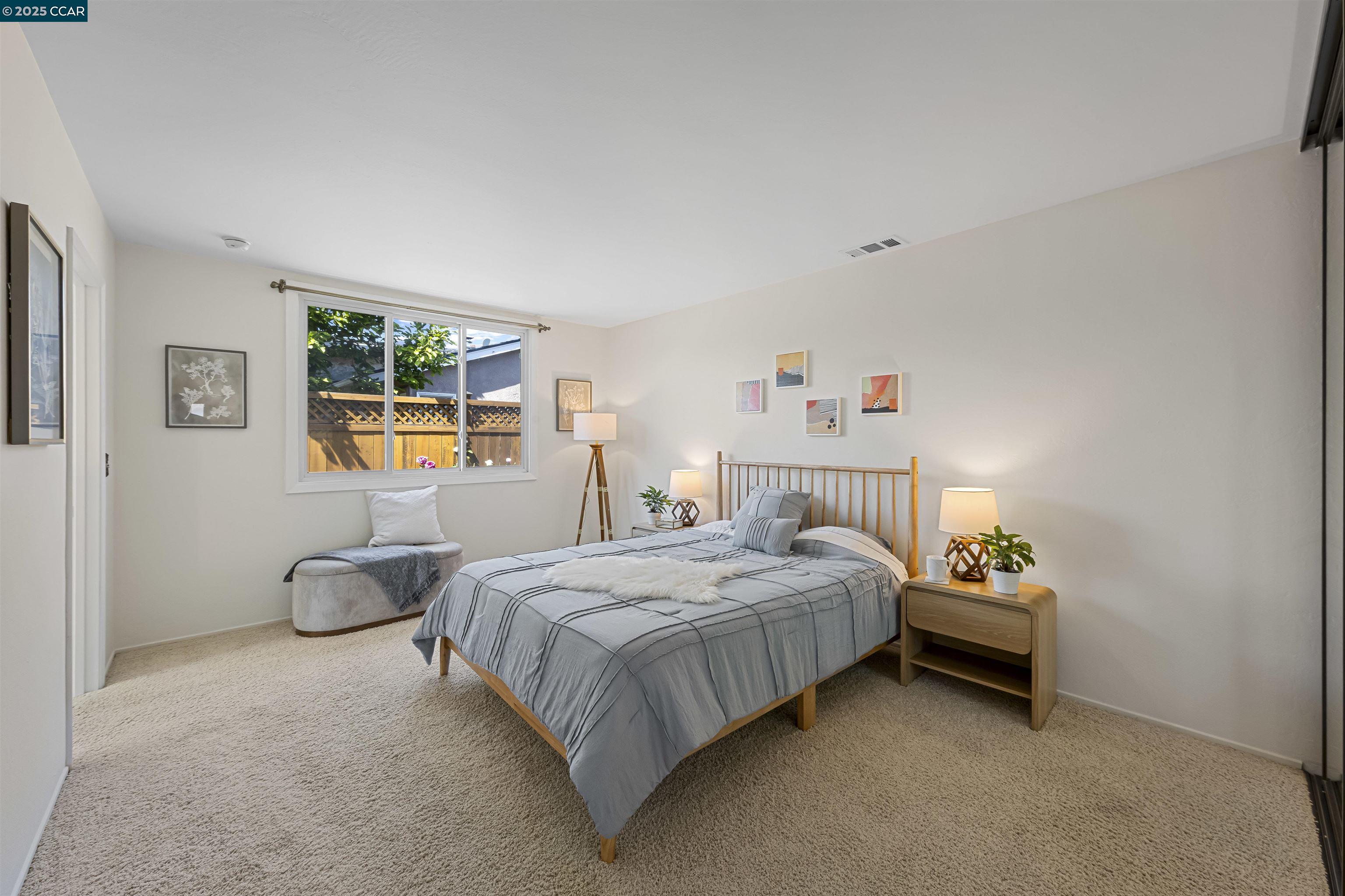 Detail Gallery Image 19 of 47 For 30450 Oakmont Way, Hayward,  CA 94544 - 3 Beds | 2 Baths
