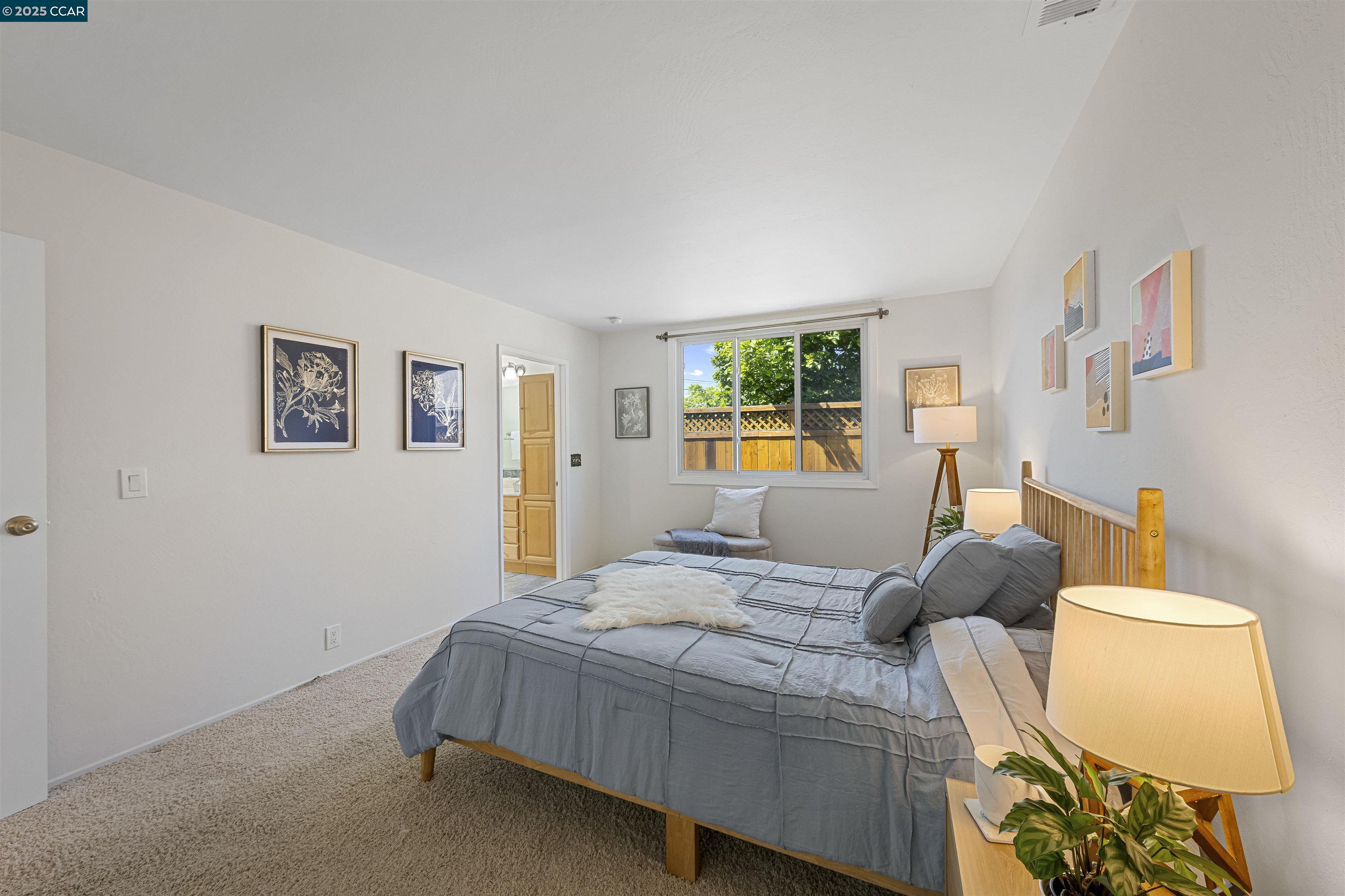 Detail Gallery Image 21 of 47 For 30450 Oakmont Way, Hayward,  CA 94544 - 3 Beds | 2 Baths