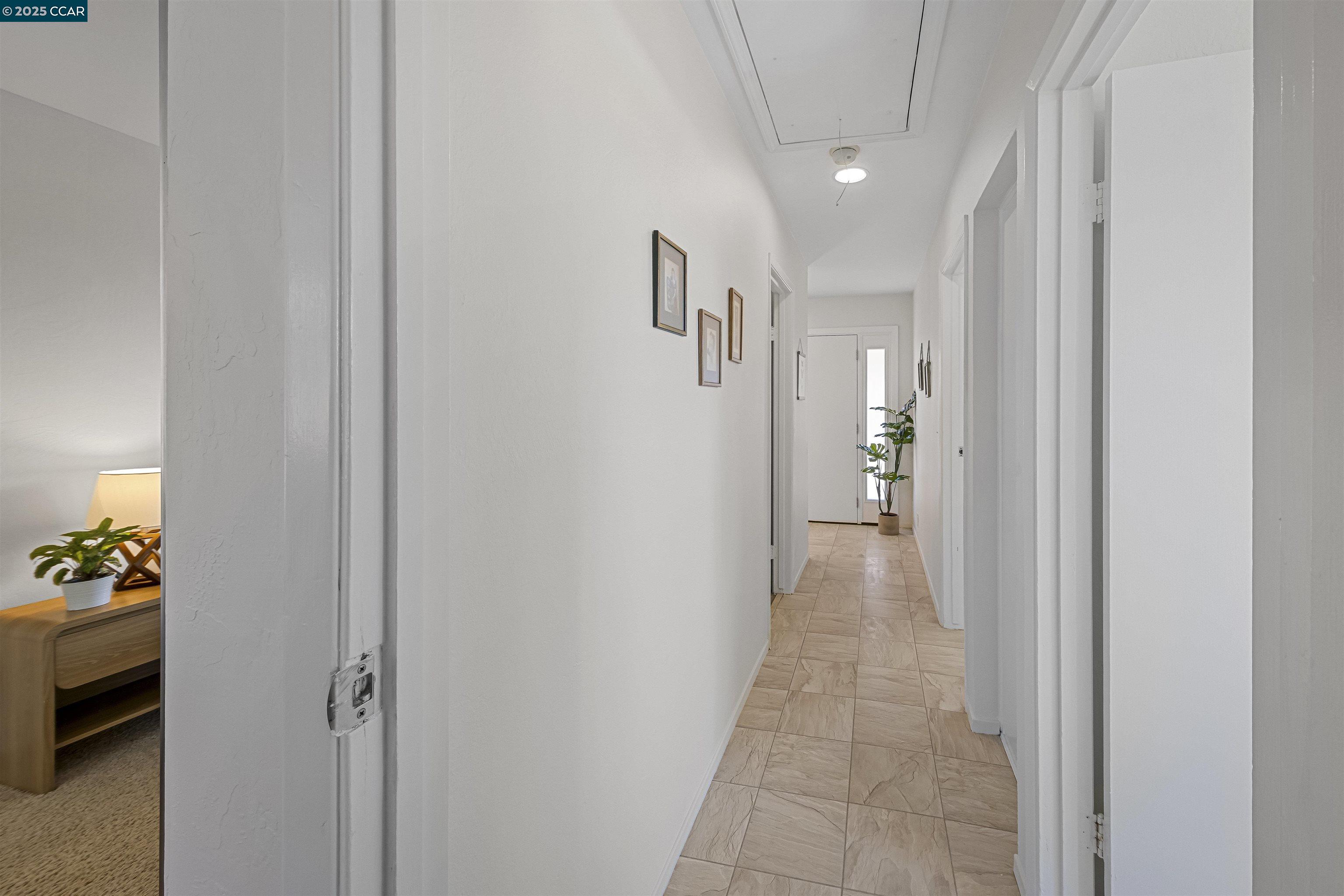 Detail Gallery Image 25 of 47 For 30450 Oakmont Way, Hayward,  CA 94544 - 3 Beds | 2 Baths